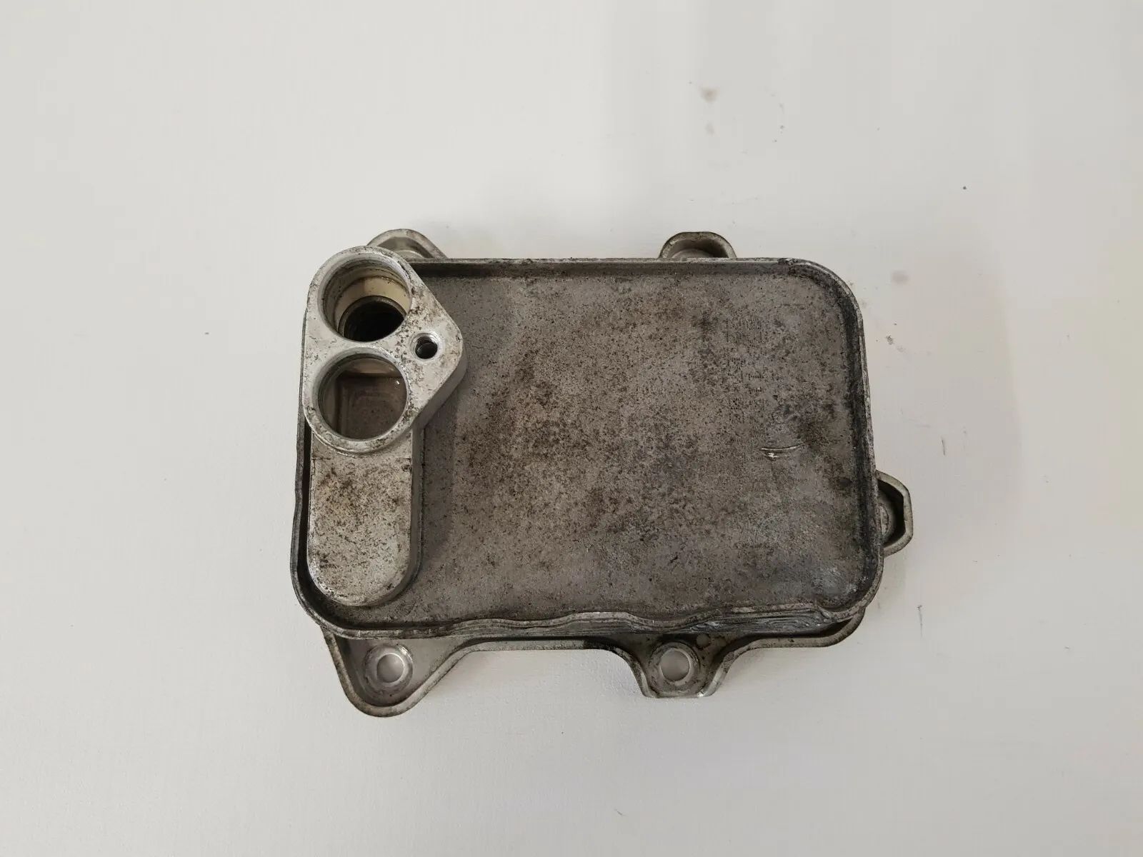 Original VW TOURAN 1T 1,6FSI Radiator Oli Bagian Belakang 03C117021D