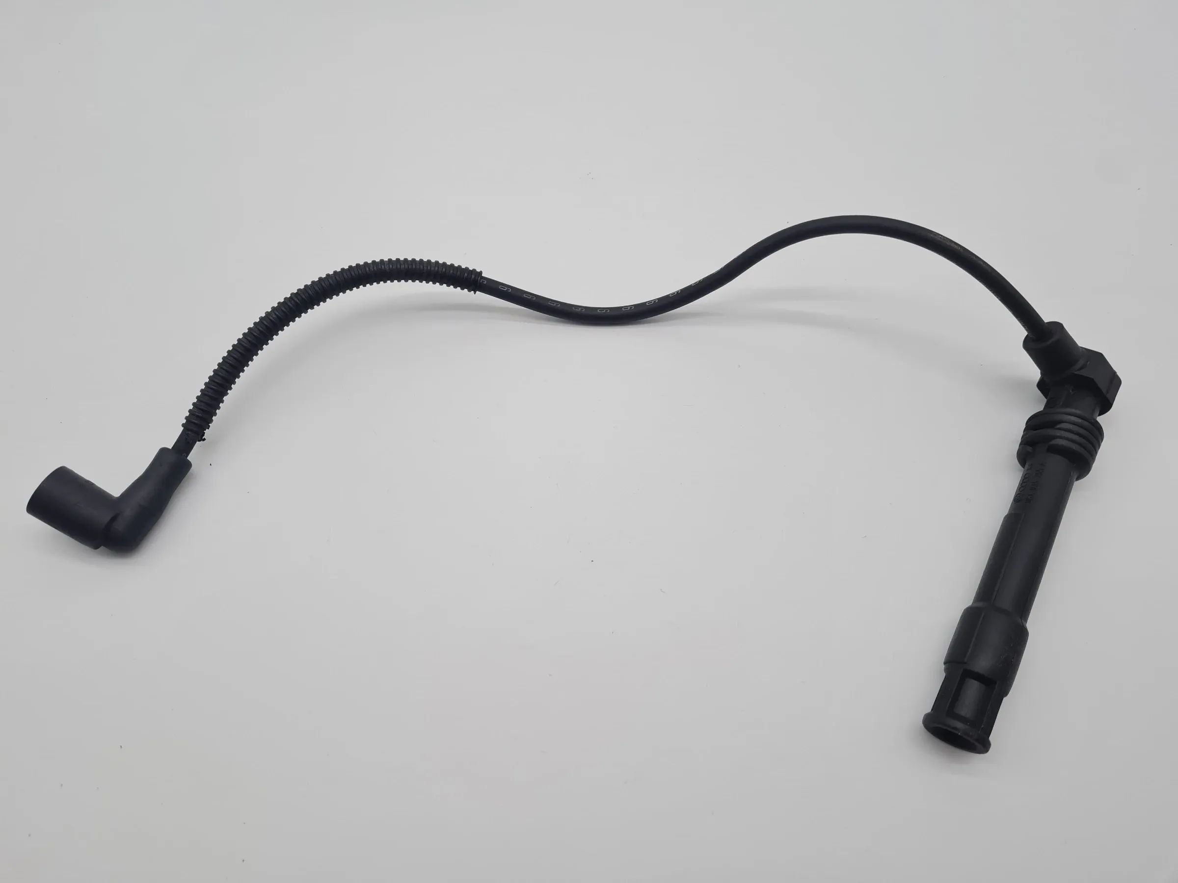 Original Audi A4/A6 VW Passat Zündkabel Zylinder 6 06A035255A / 13299/5