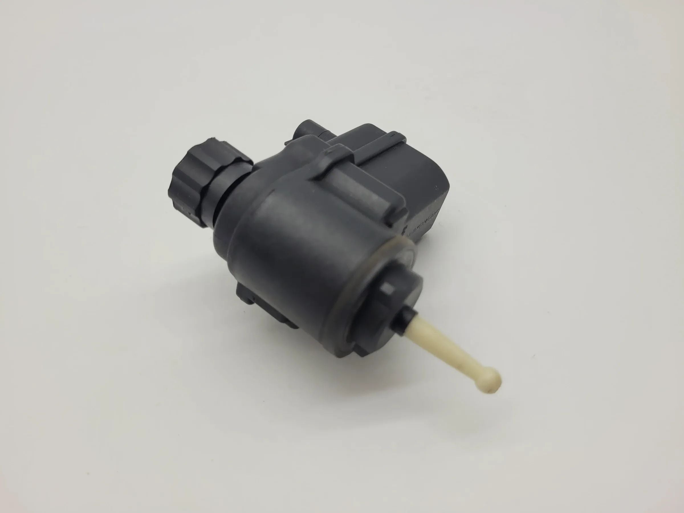 Original Opel Corsa B (S93) Stellmotor LWR Scheinwerfer L/R