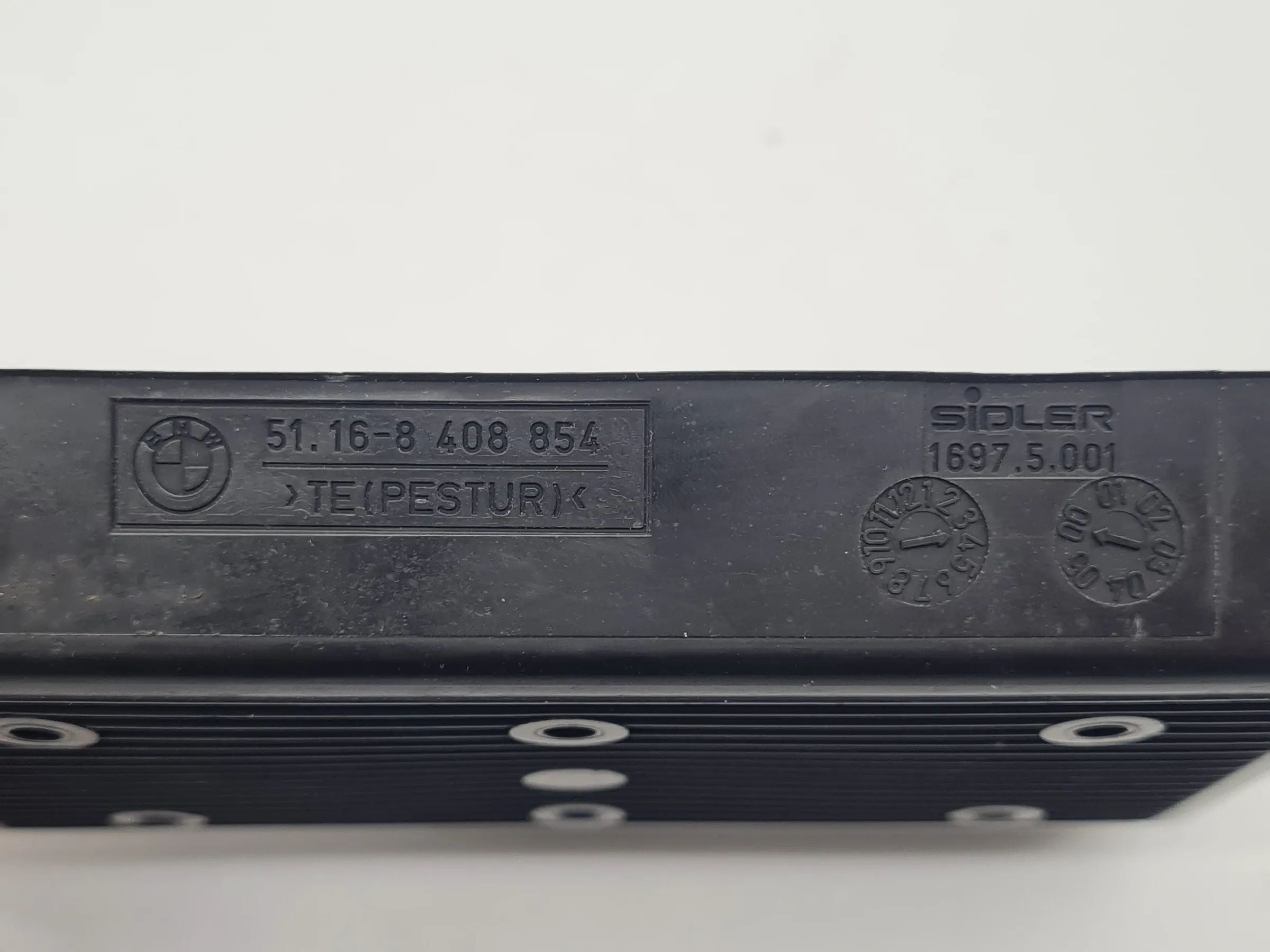 Original BMW X5 (E53) Einlagematte Gummi 51.16-8408854