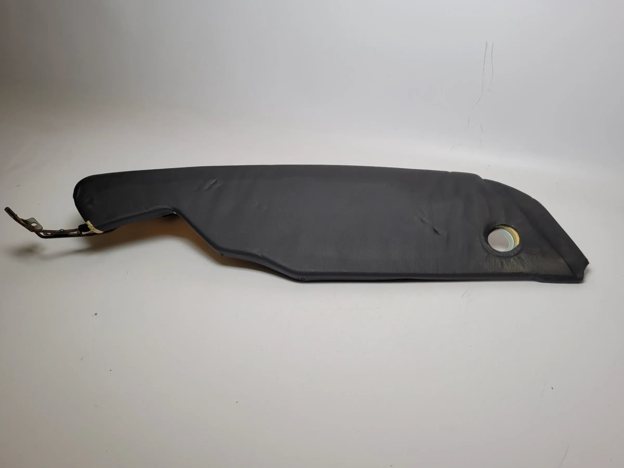 Original Audi A4 (8E/B6/B7) Seitenverkleidung Rücksitzbank Rechts 8E5885704