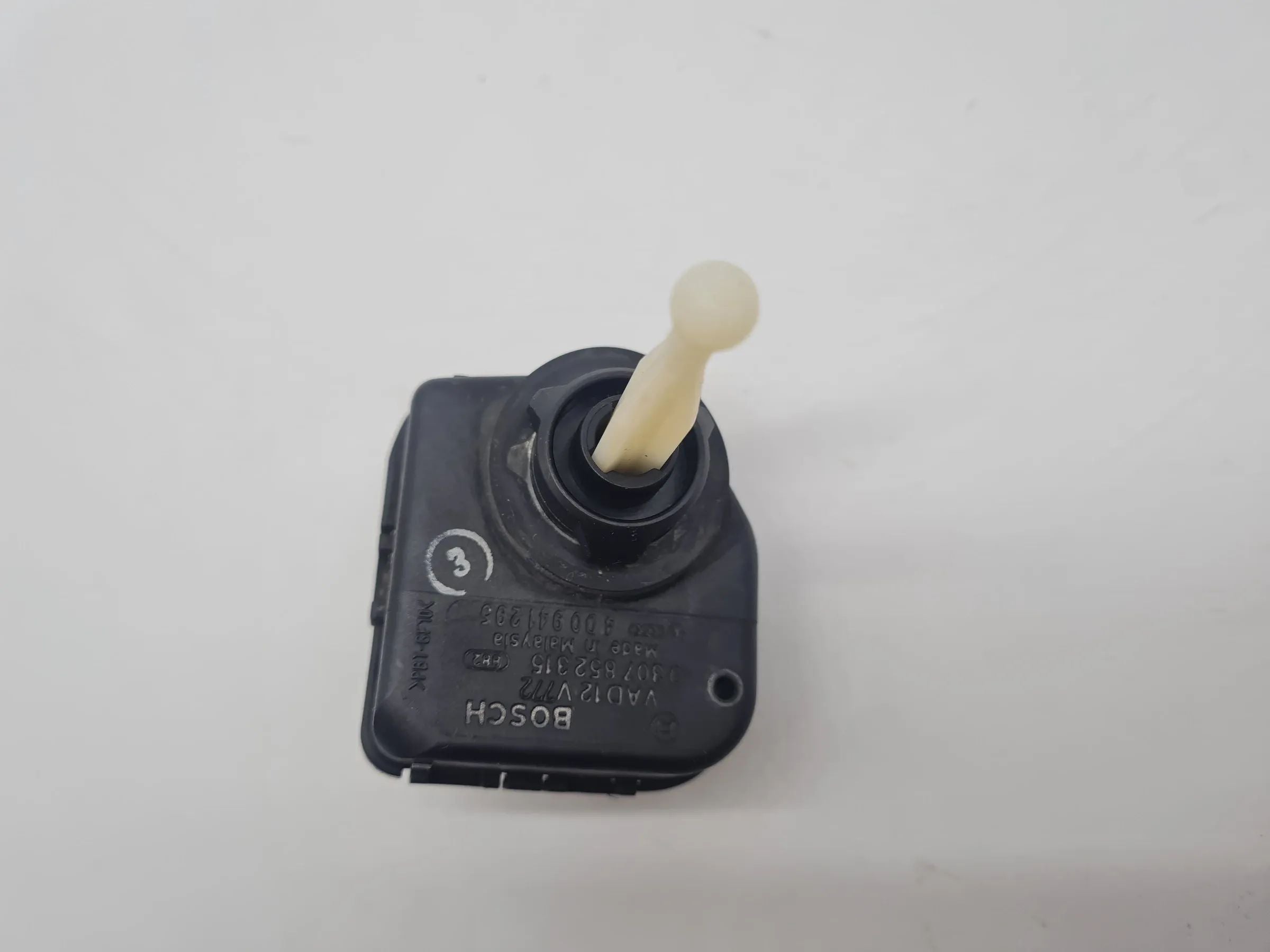 Original Audi A4 (8D2/8D5/B5) Scheinwerfer Stellmotor LWR L/R 4D0941295