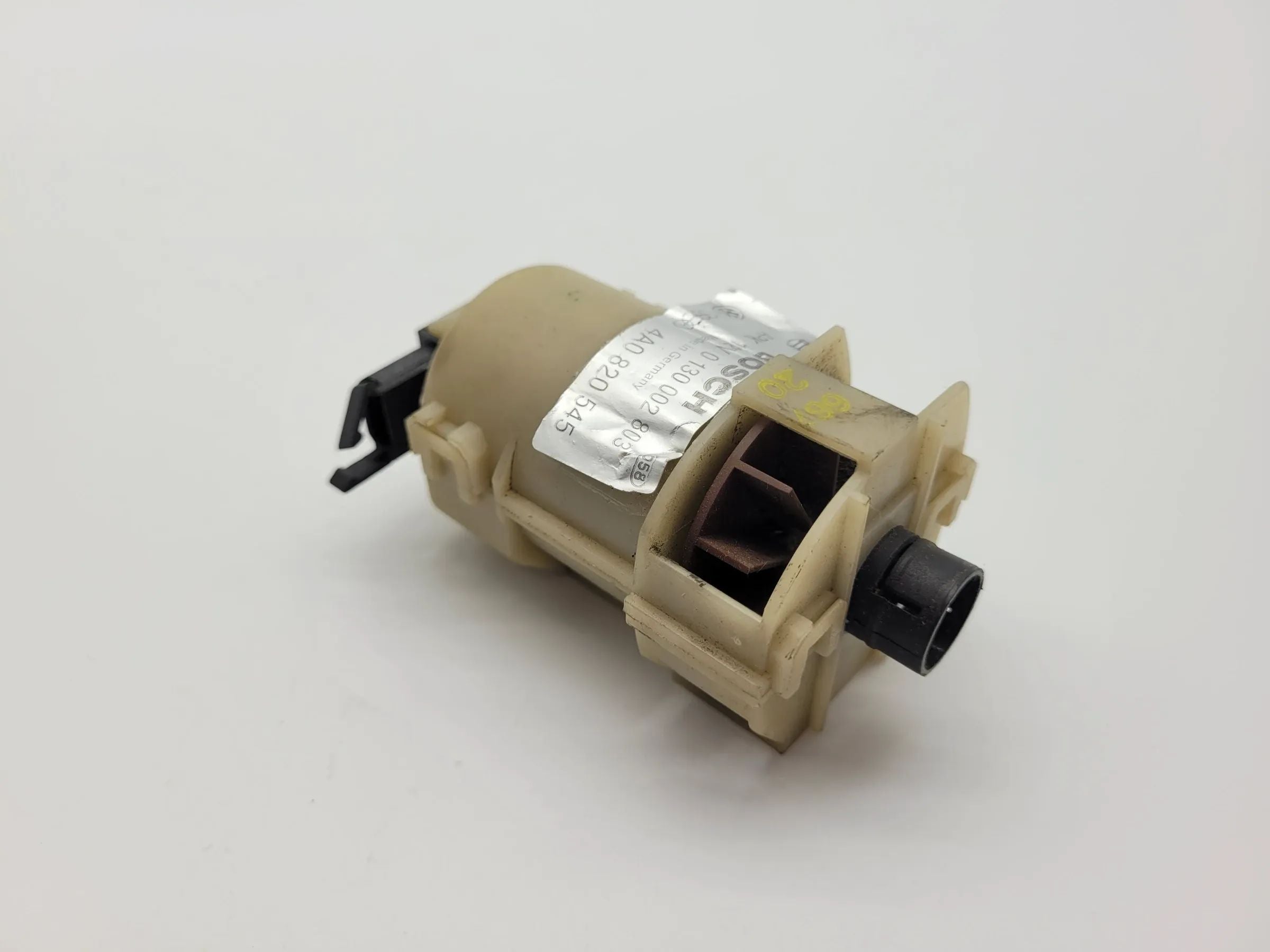 Gebläse Temperaturfühler Audi A3 A4 A6 80 100 V8 4A0820545 Gebläsemotor BOSCH