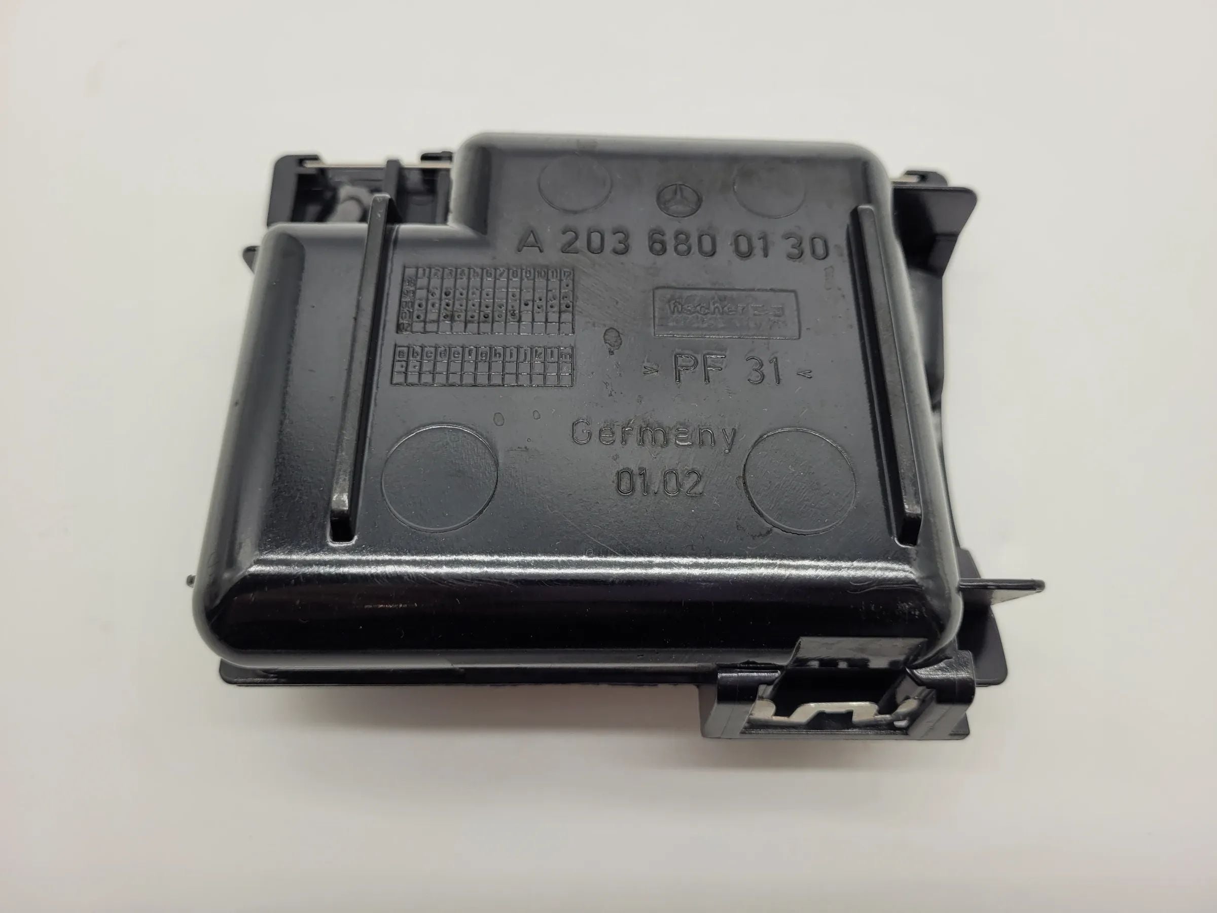Original Mercedes-Benz C-Klasse T Modell (S203) Aschenbechereinsatz A2036800130