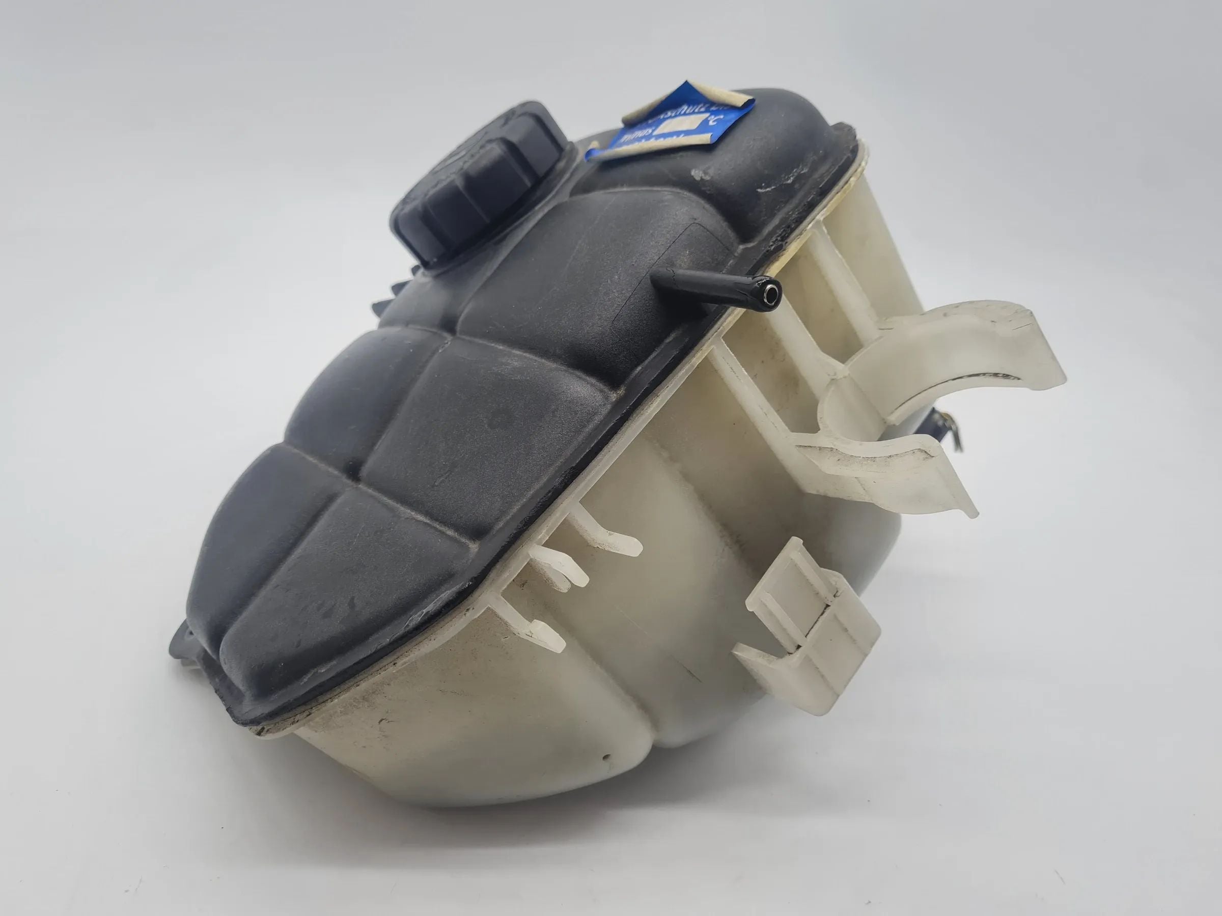 Original Mercedes-Benz C-Klasse (W203) Ausgleichsbehälter Kühlmittel A2035000049