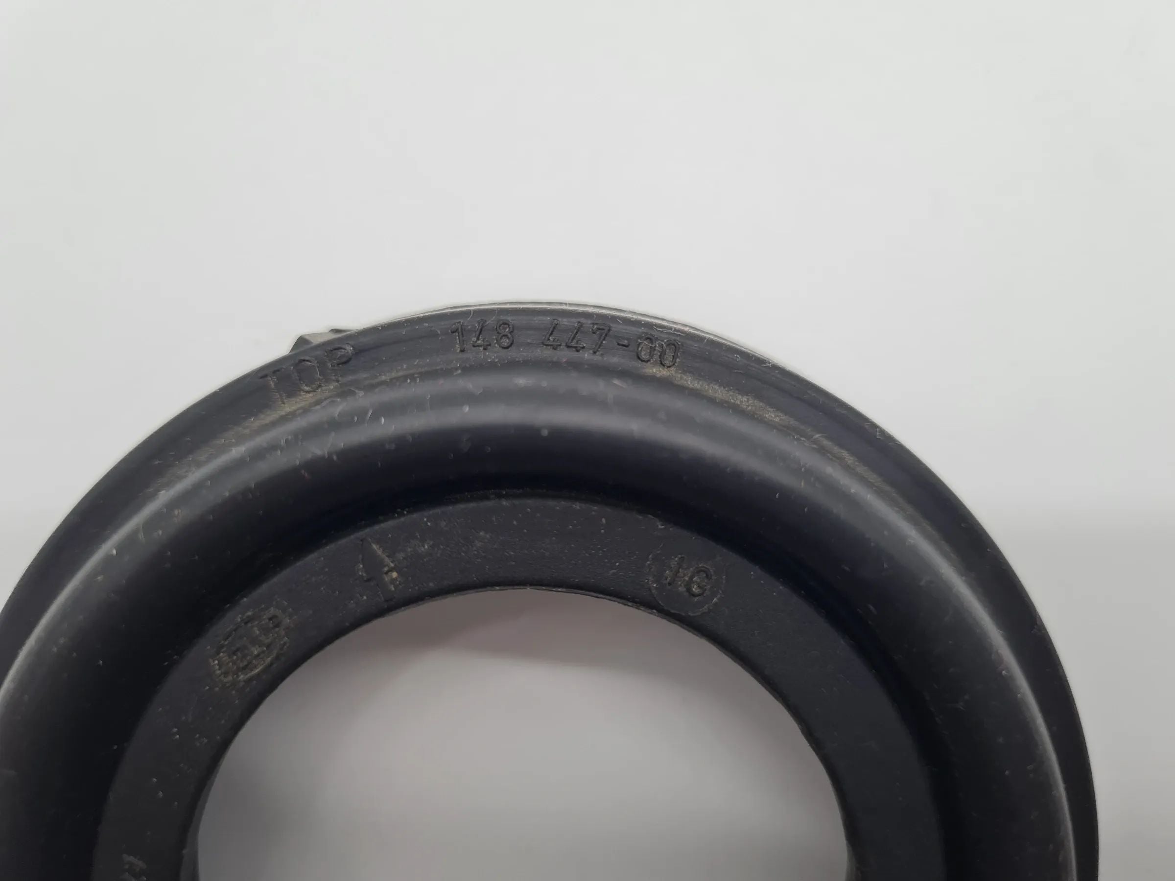 Original Opel Astra G (T98) Scheinwerfer Gummi Dichtung 85mm L/R 148447-00