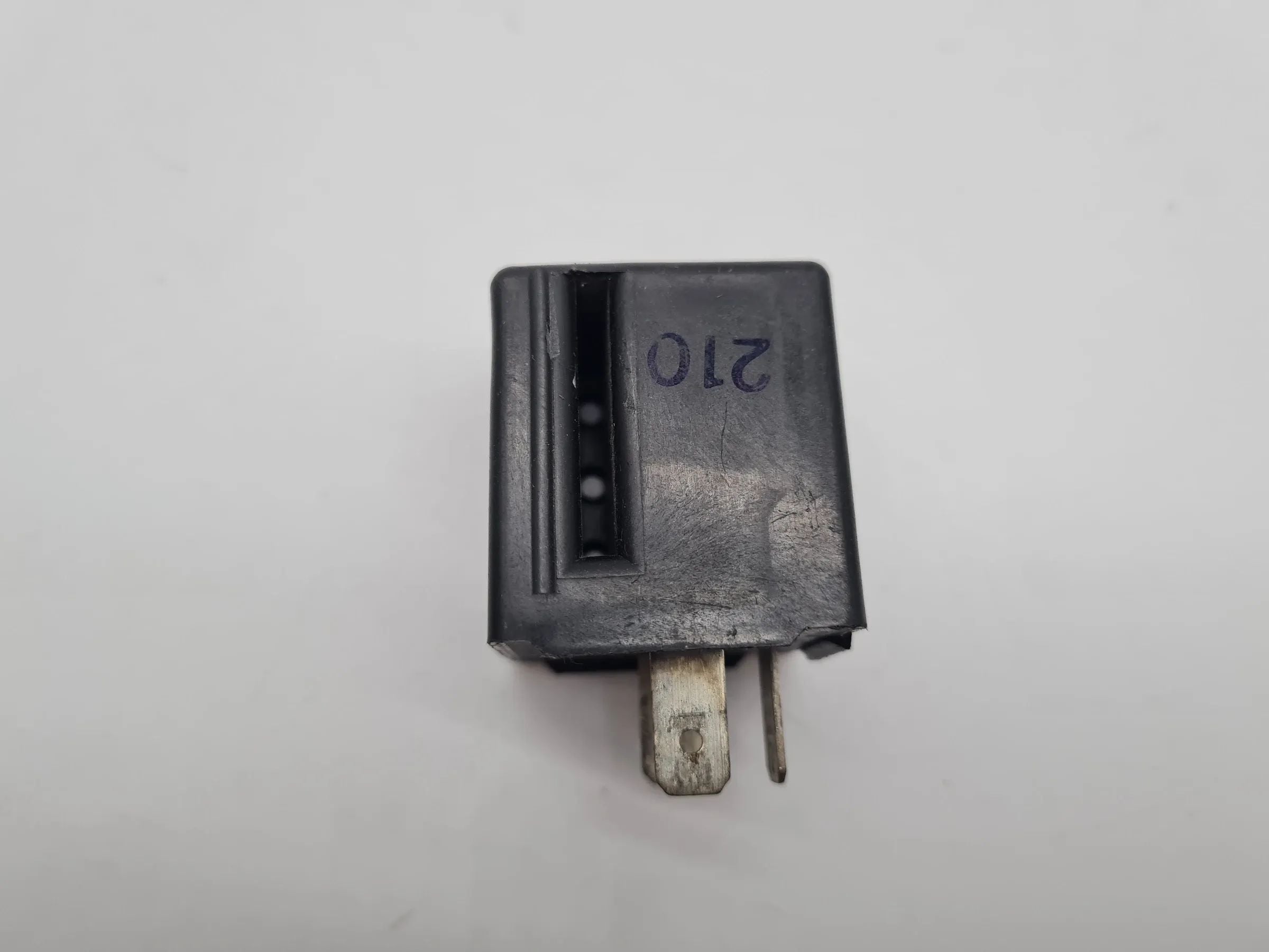 Original Opel Corsa B / Astra F Relais / Signalgeber 2502888 / 90240665