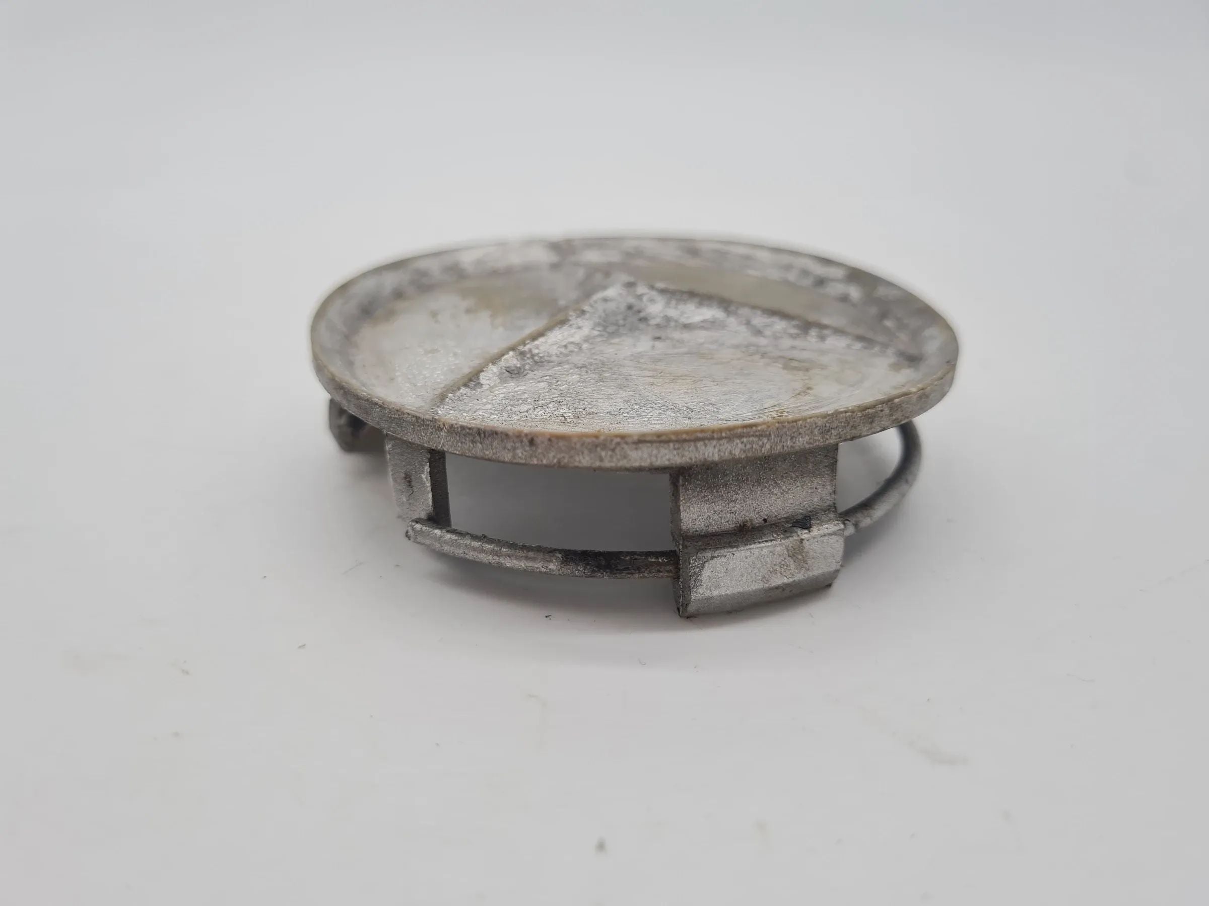 Original Mercedes-Benz (W201/W210/W211) Nabendeckel A2014010225