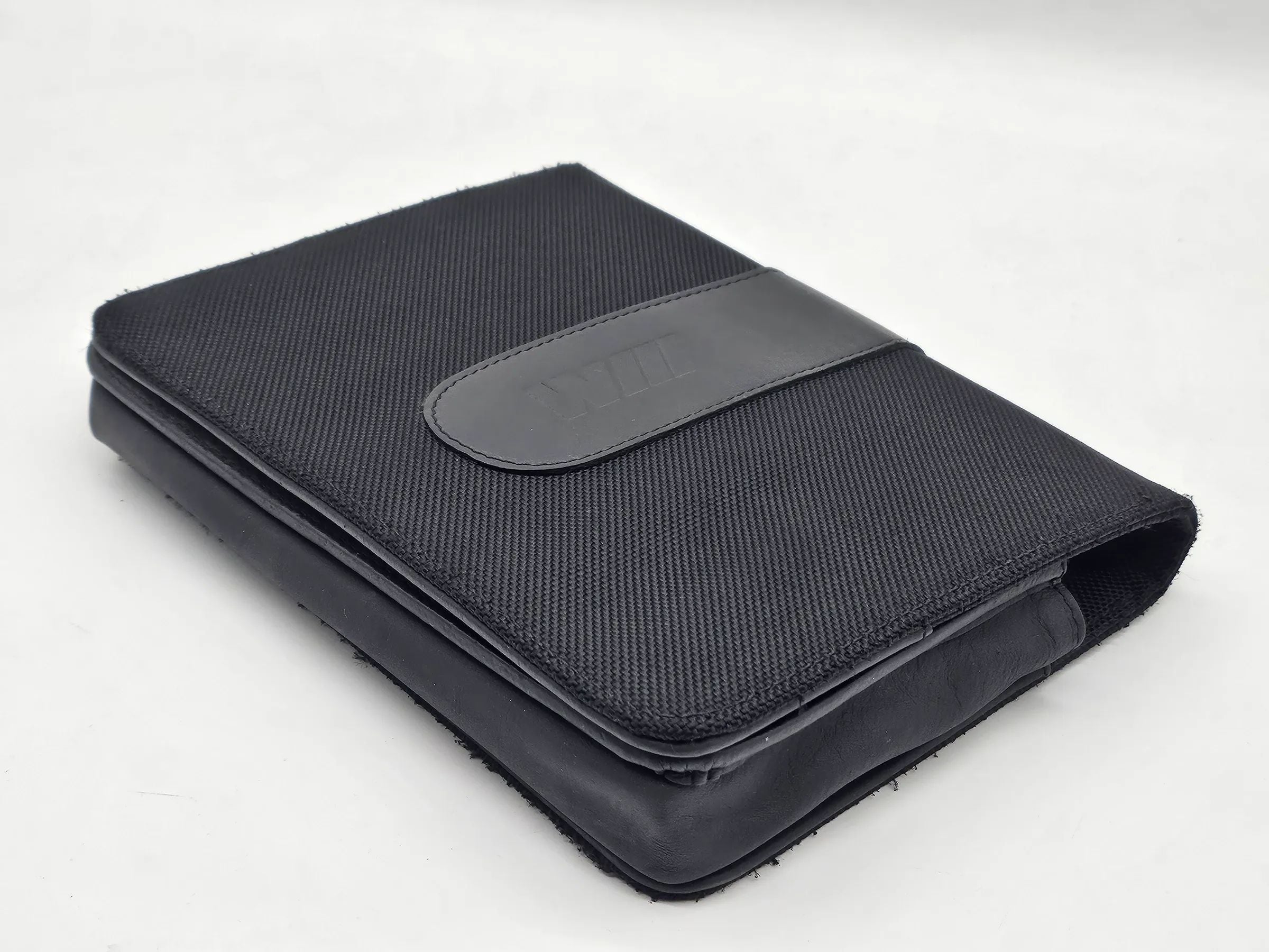 宝马 M3 F80 M4 F82 原厂车载文件夹 织物真皮 黑色