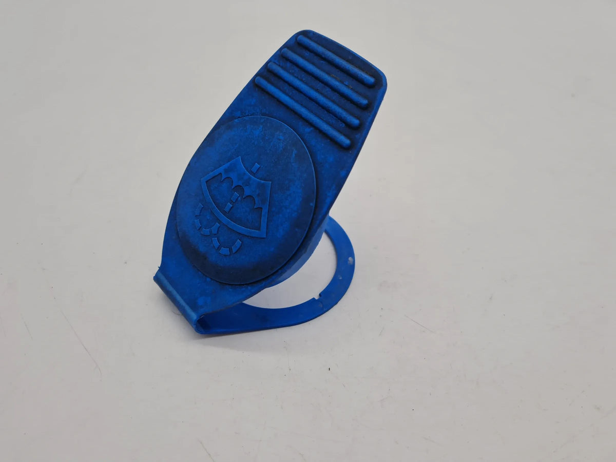 Original VW/Audi/Skoda/Seat A4 Verschluss, Waschwasserbehälter 8D0955455