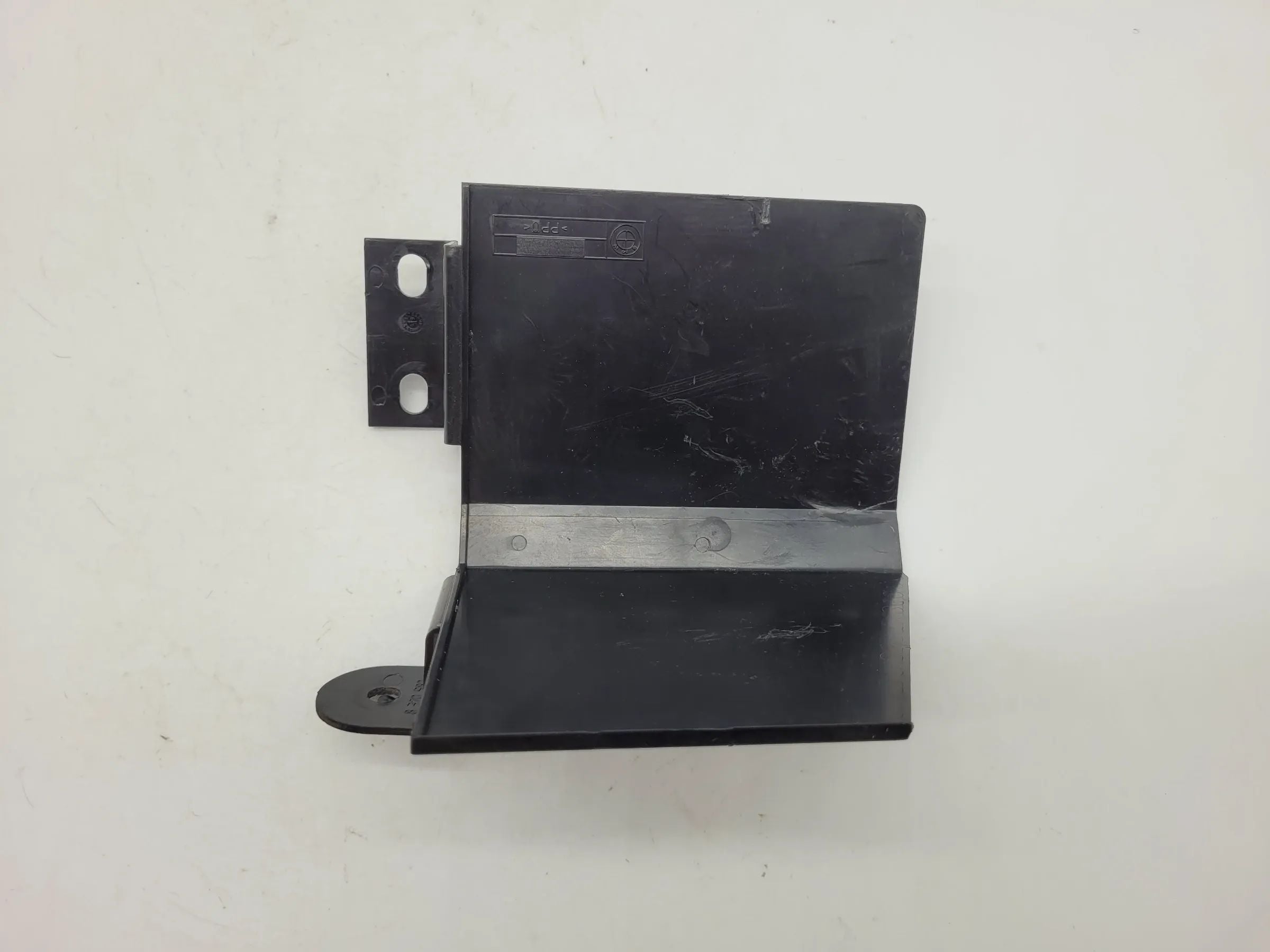 BMW 5er Touring E39 Prallschutz Überbrückung Pluspol 8370980 Original