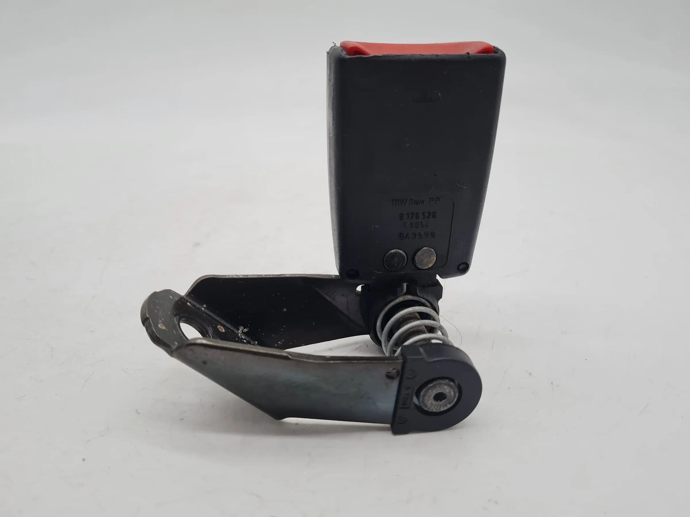 BMW 5er Touring E39 Gurtschloss Gurt Untergurt Hinten Rechts 8176520 Original