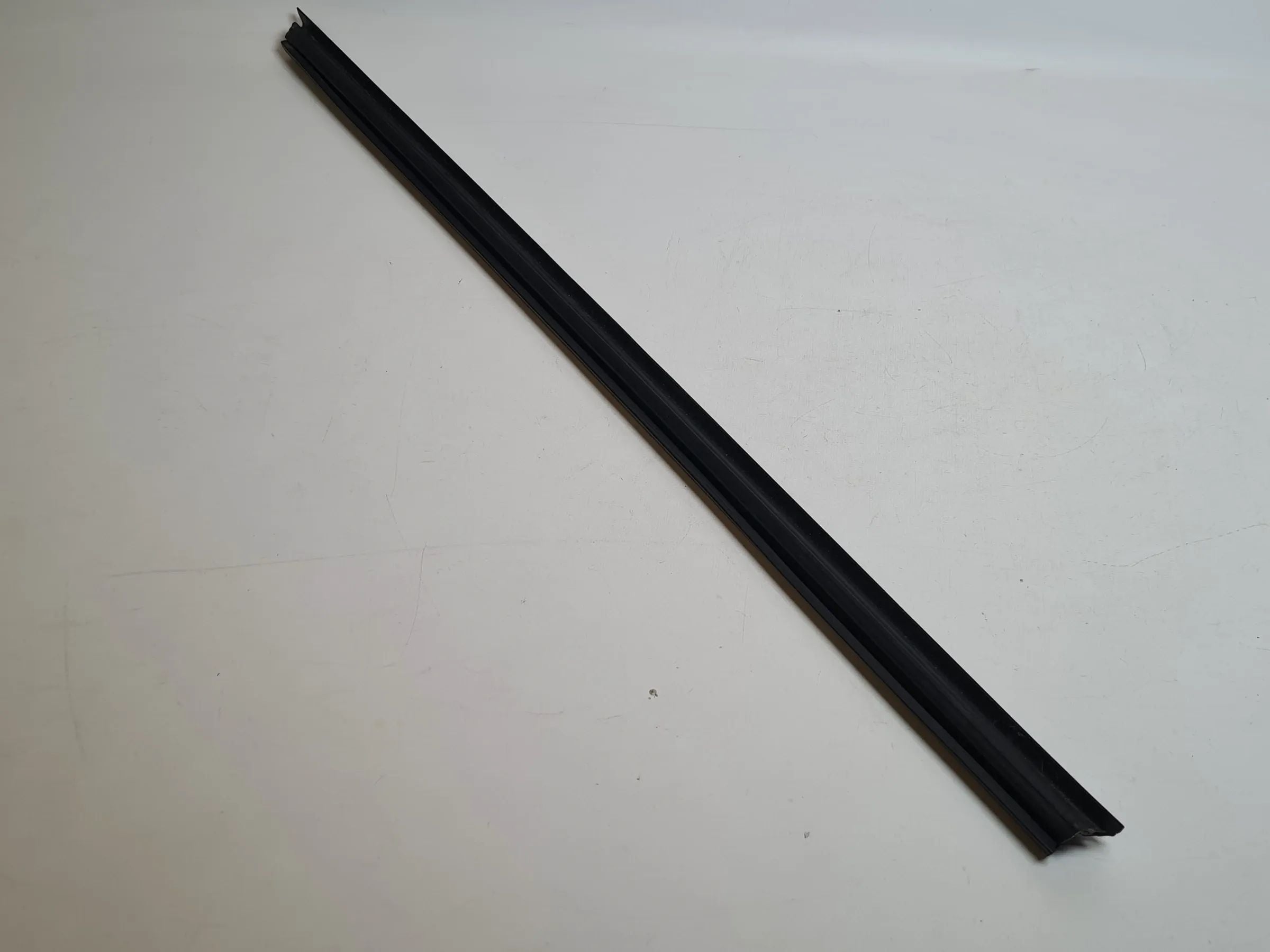 Original Seat Ibiza IV (6J5/6P1) Fensterschachtabdichtung L/R Vorne 6J4839471