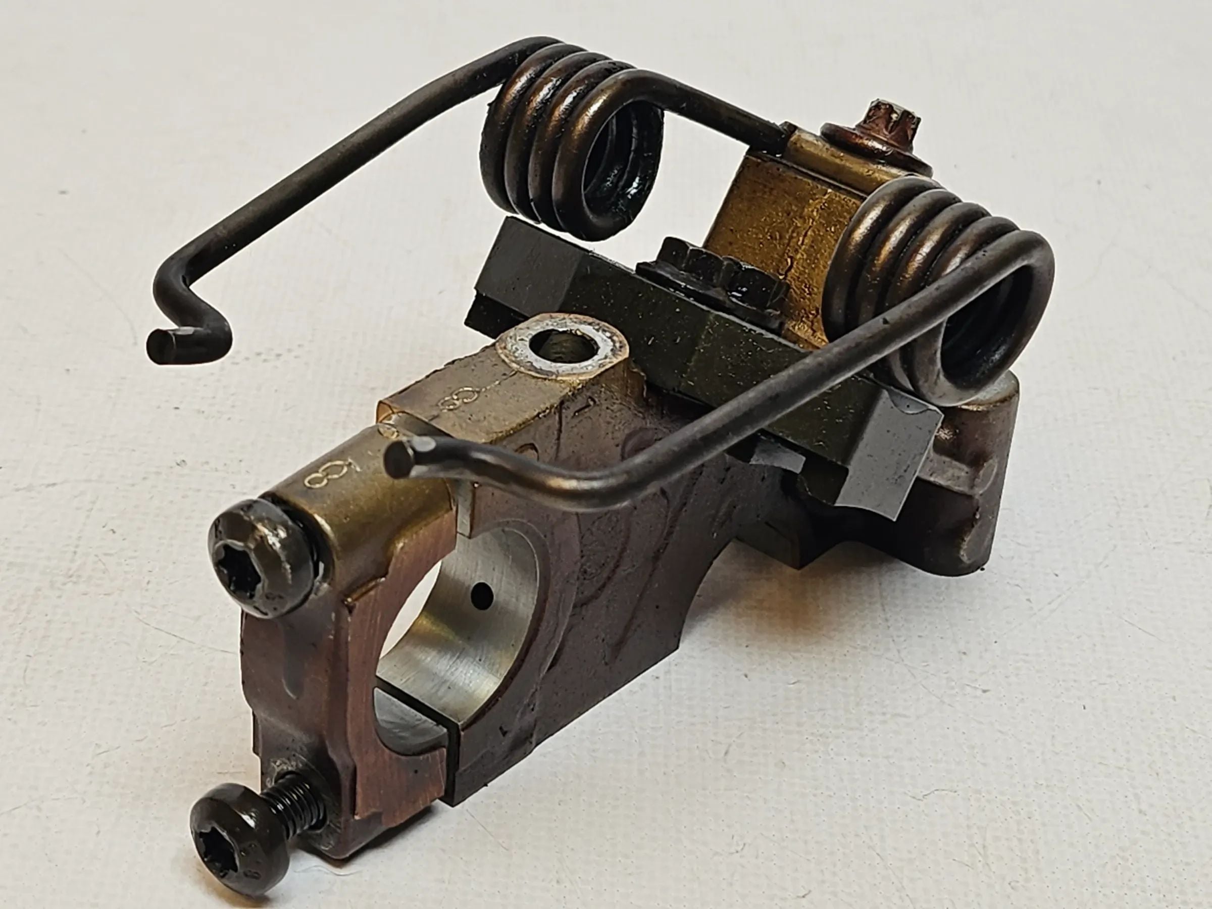 BMW F20/F21  -N13B16 1,6L - Mini R57 R56 R60 R58 Nockenwelle Lager Bock 8