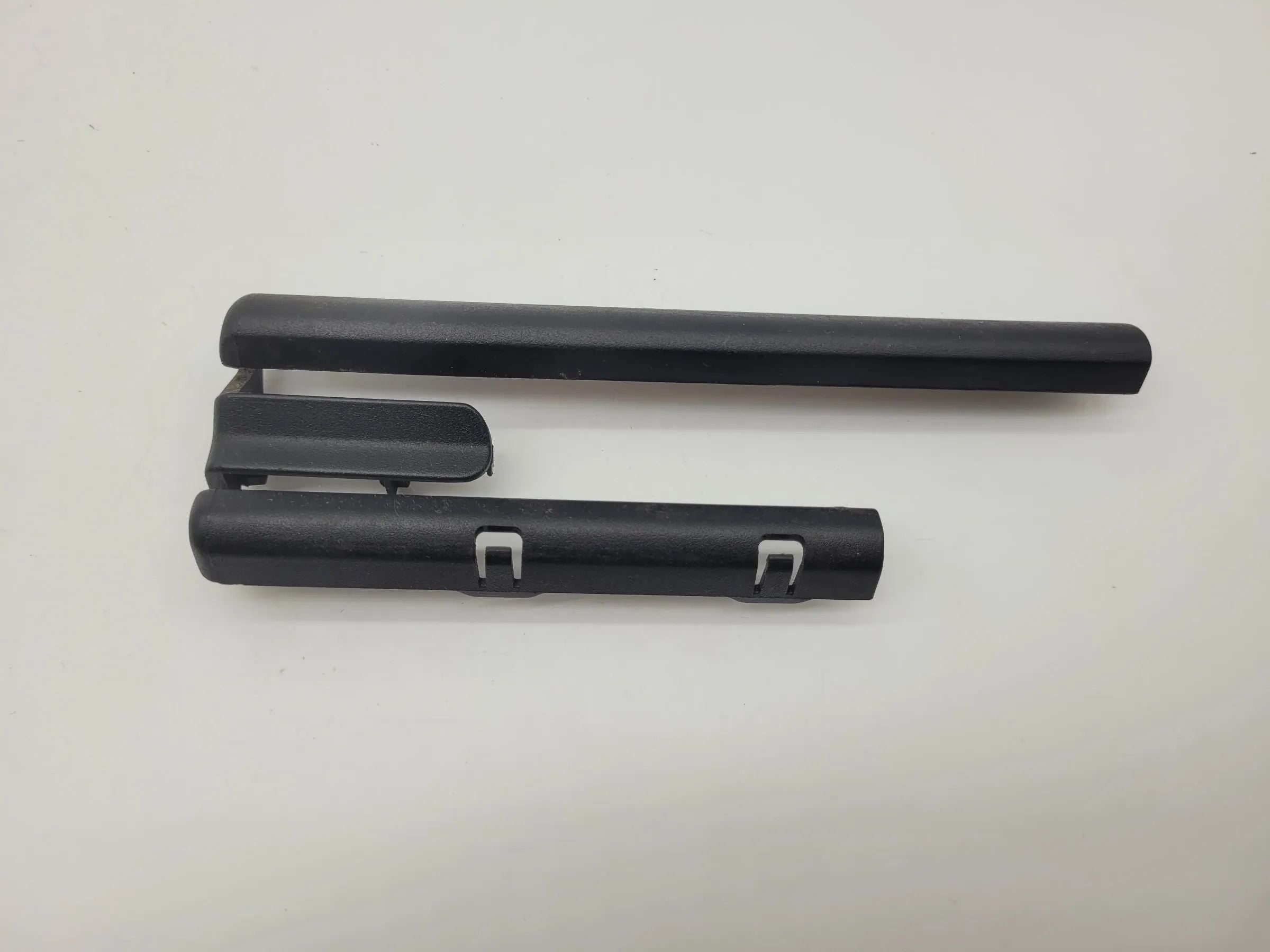 BMW 7er E38 Abdeckung Sitzschiene Rechts Vorne 52.10-8207206 Original
