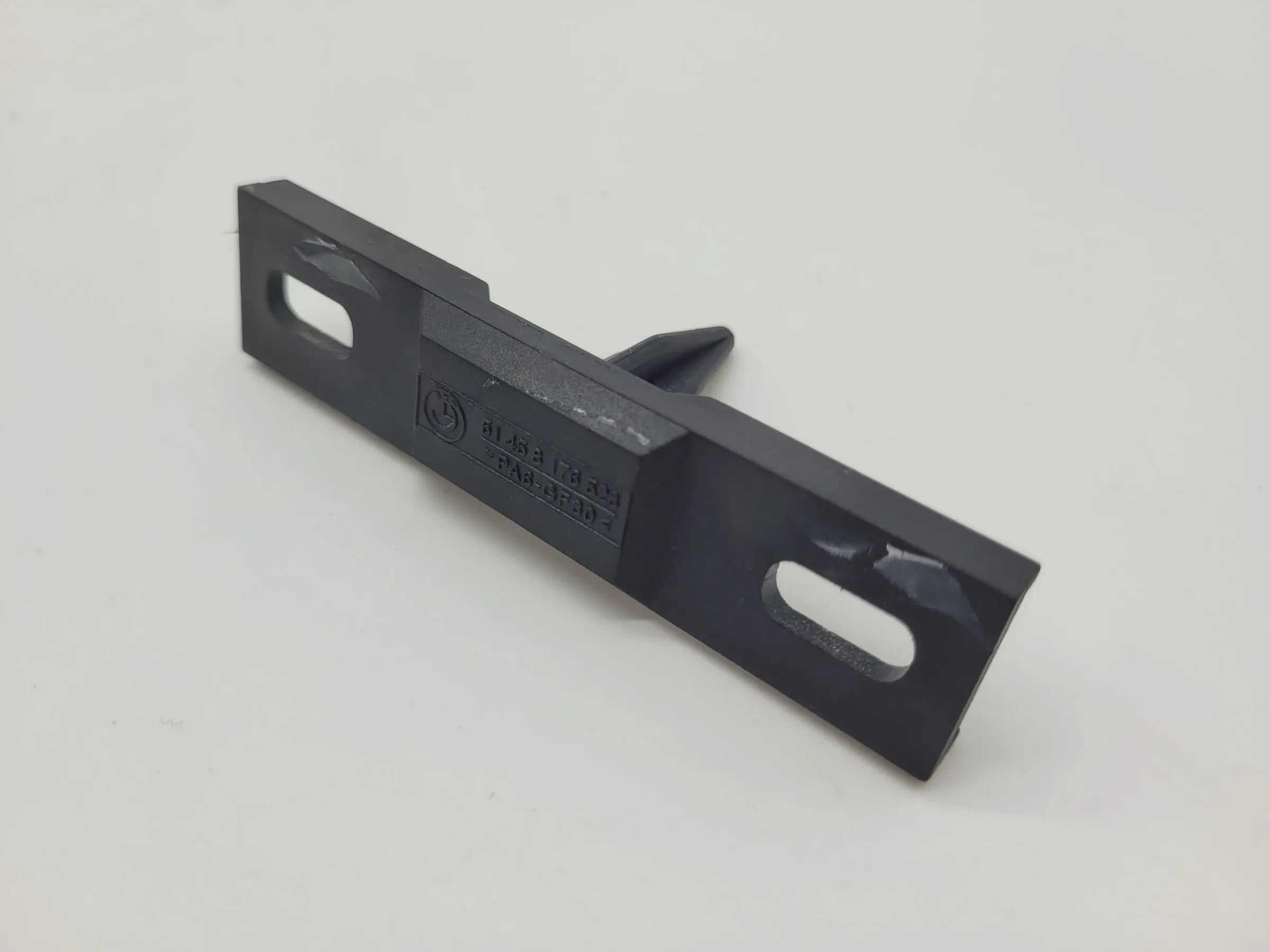 BMW 5er Touring Zentrierständer Instrumententafel Mitte 51.45-8176523 Original