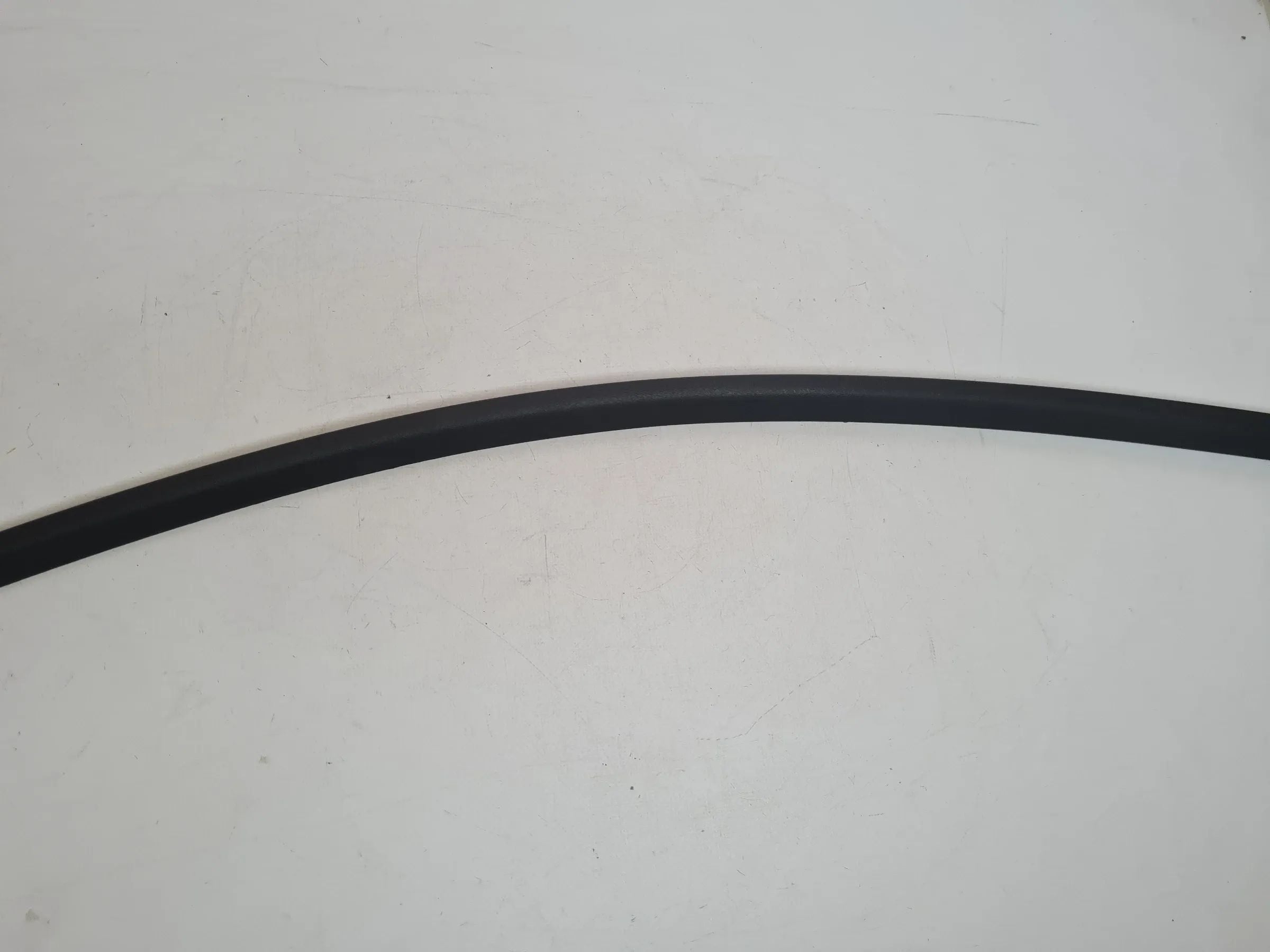 Original Mercedes C-Klasse (CL203) Fensterrahmenverkleidung Rechts A2037250471