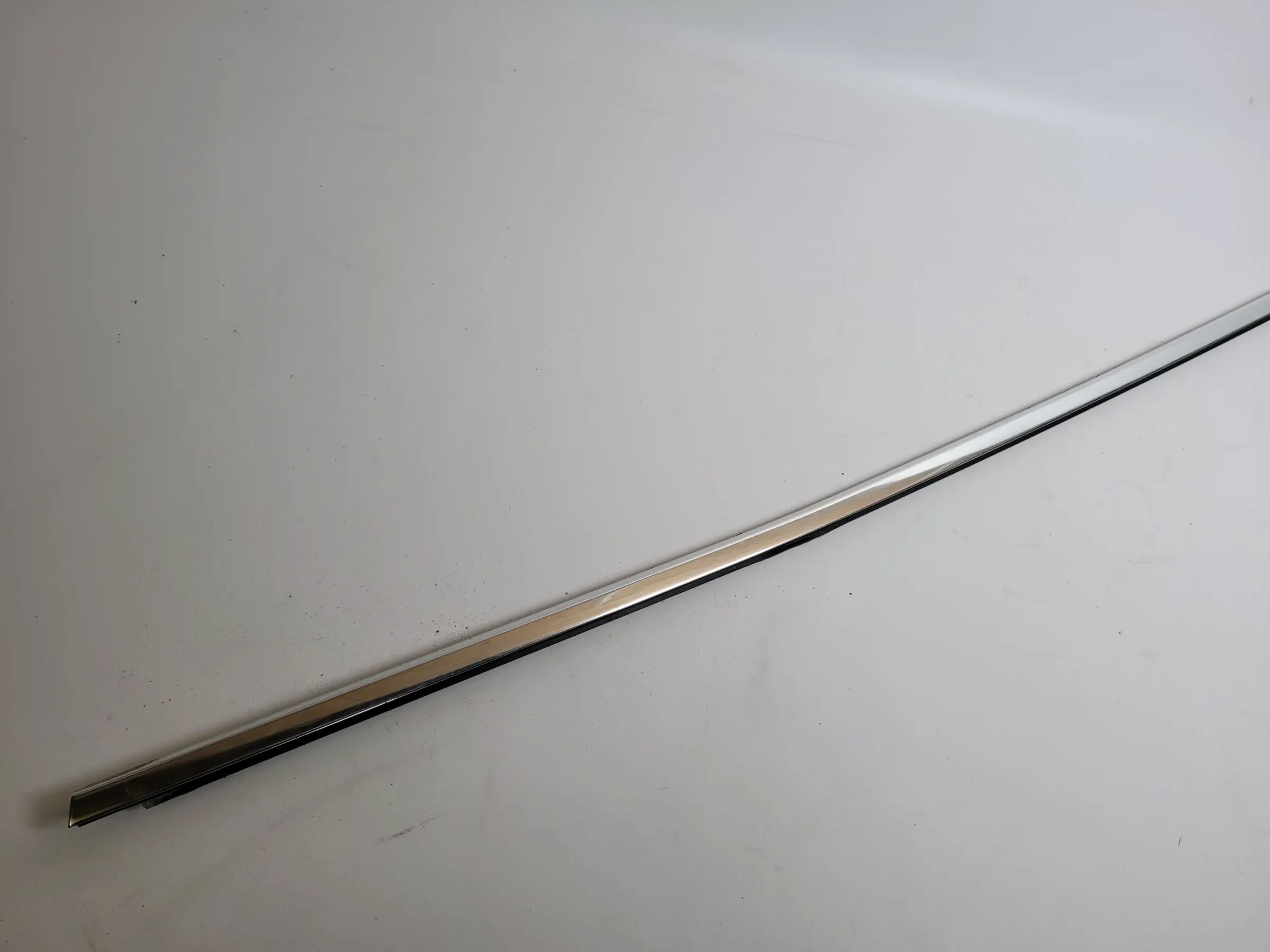 BMW 5er Touring E39 Chrom Leiste Dichtung Hinten Rechts Außen Original