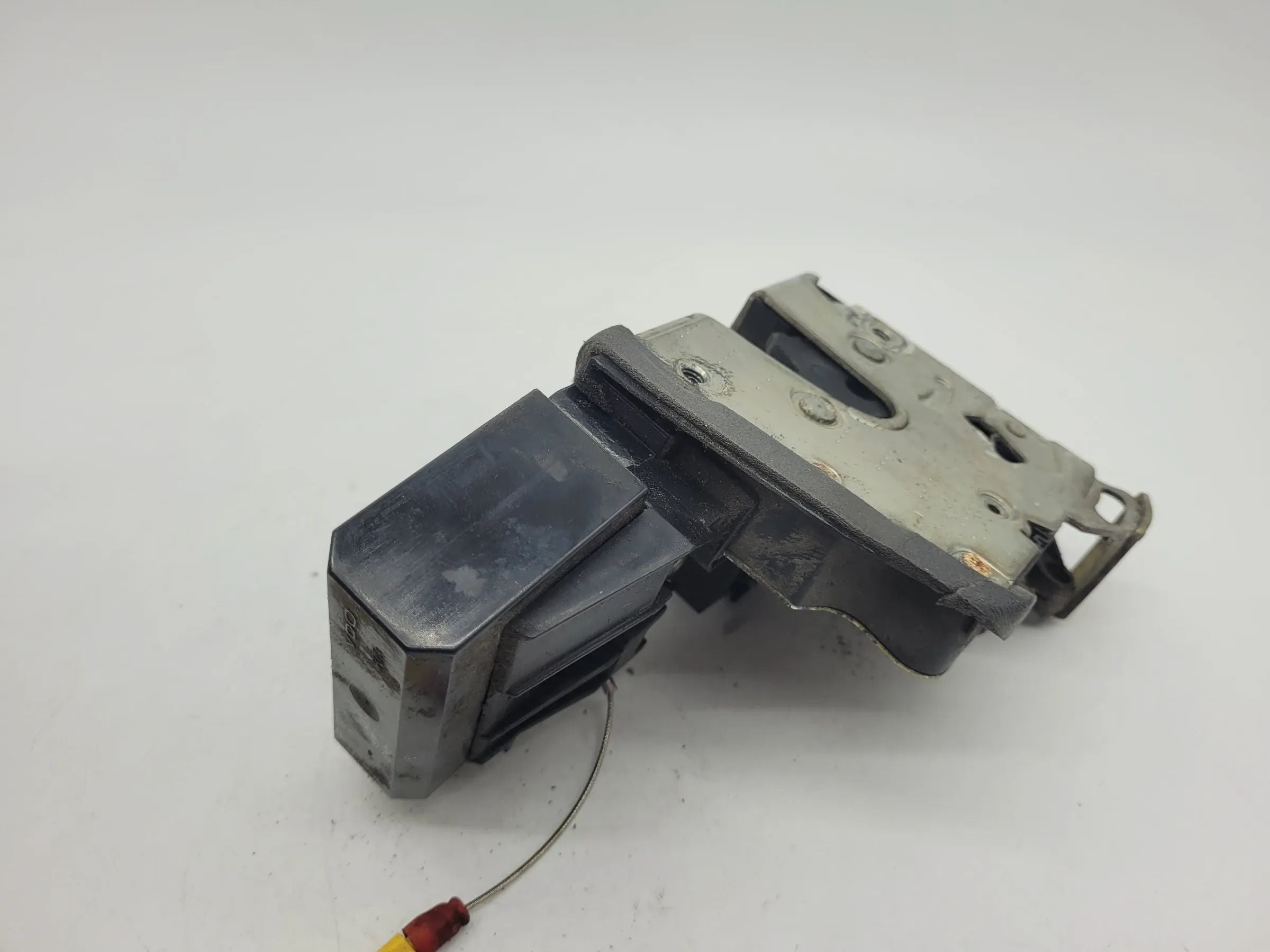 BMW 5er Touring Türschloss mit Stellmotor Links Hinten 67.11-8352165 Original