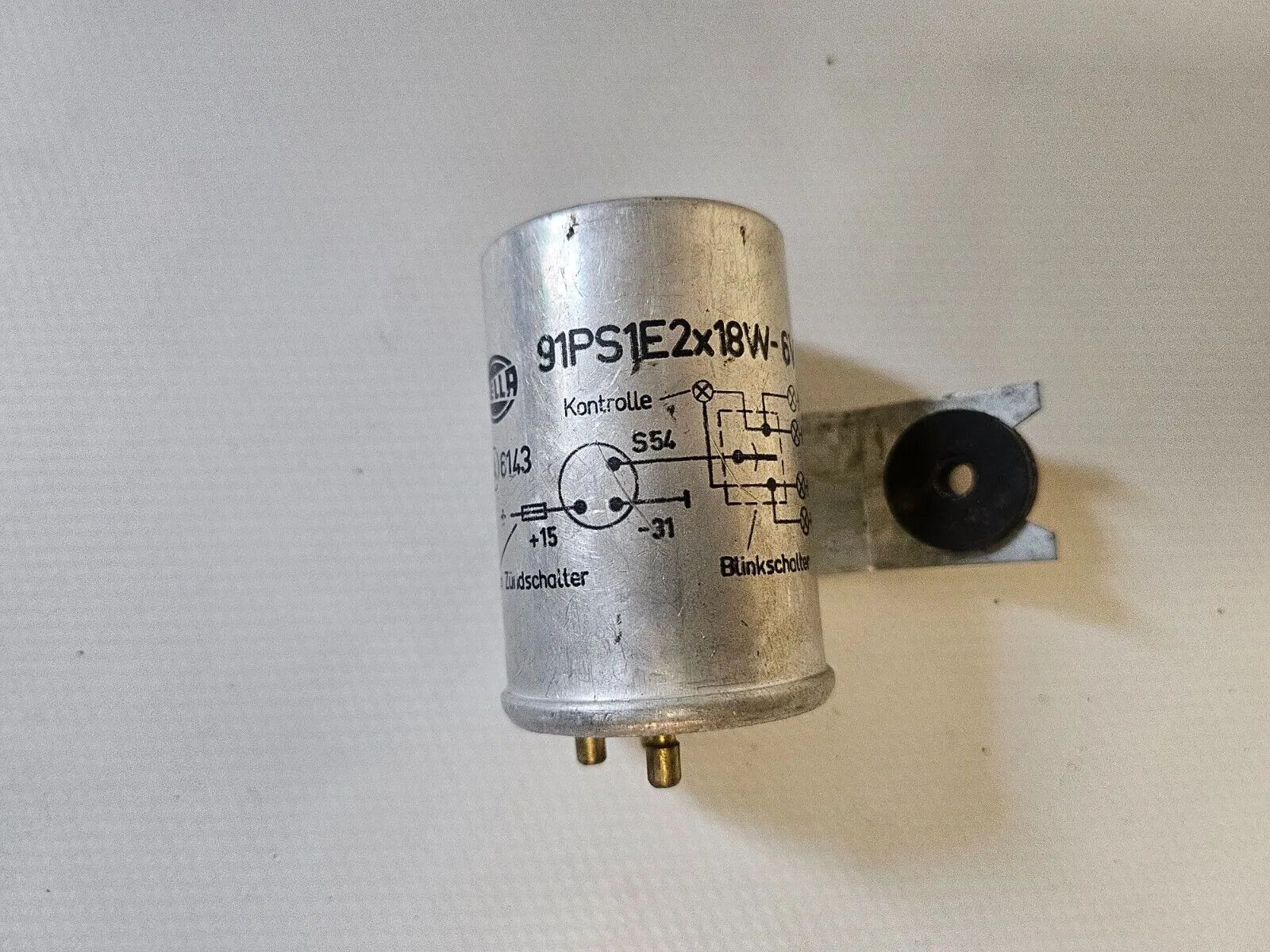 Hella 91PS1E Relais Clignotant 2x18W 6V Compatible Opel OLDTIMER