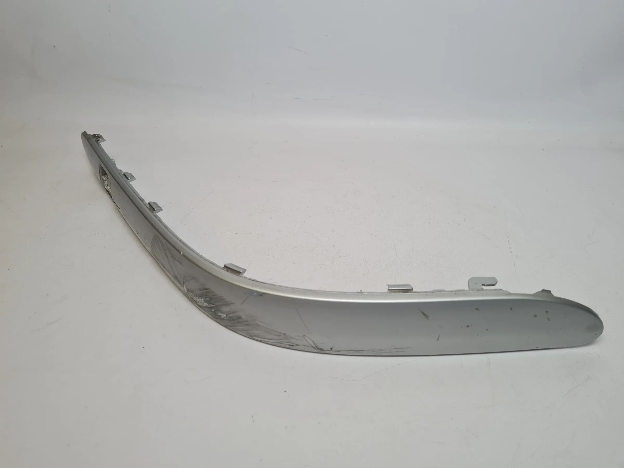 Original Mercedes-Benz C-Klasse (W203) Zierleiste Stoßstange Rechts, A2038854421