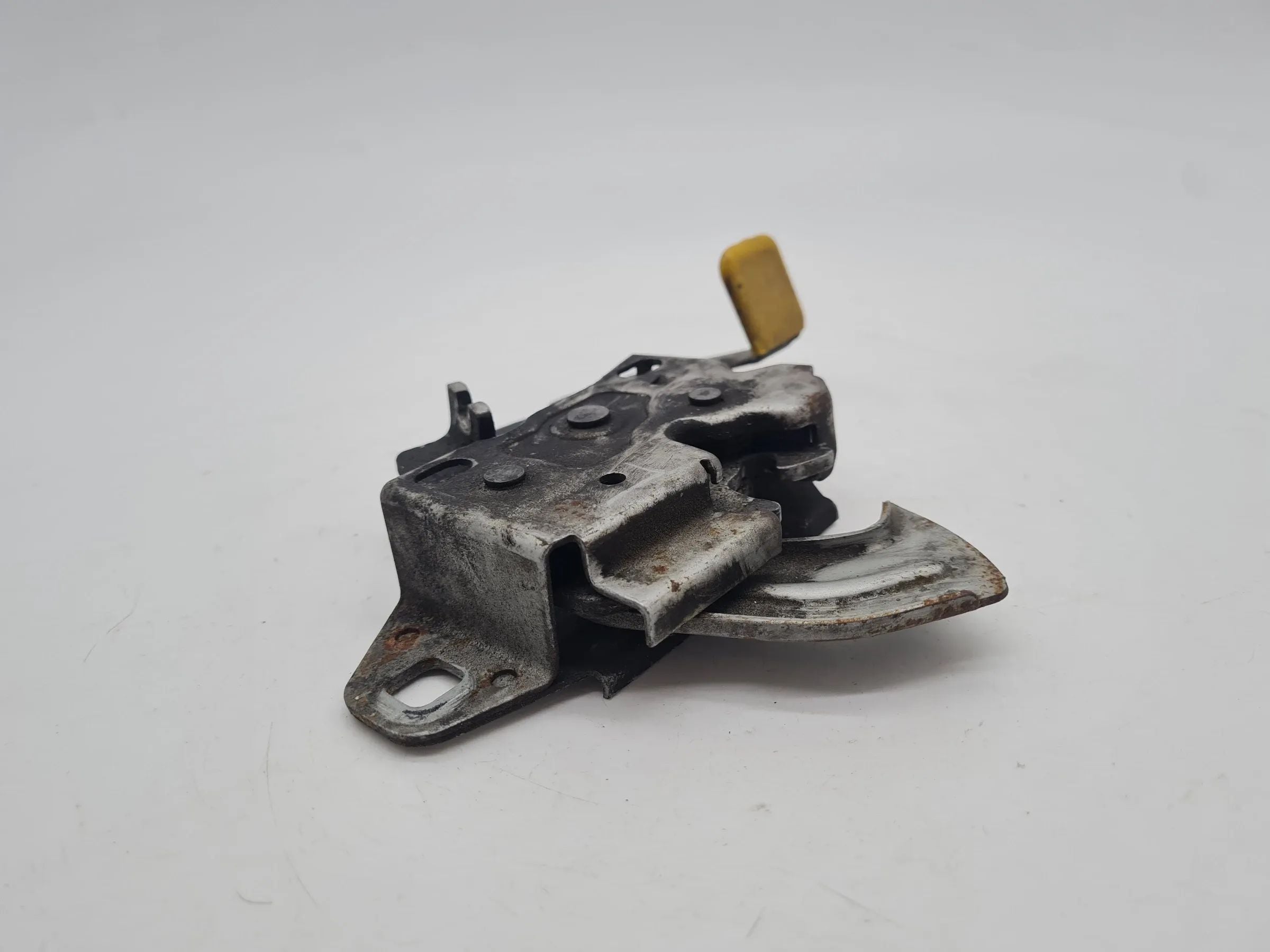 Original Mini One (R50/R53) Schloss Motorhaube Links 51.23-7132756