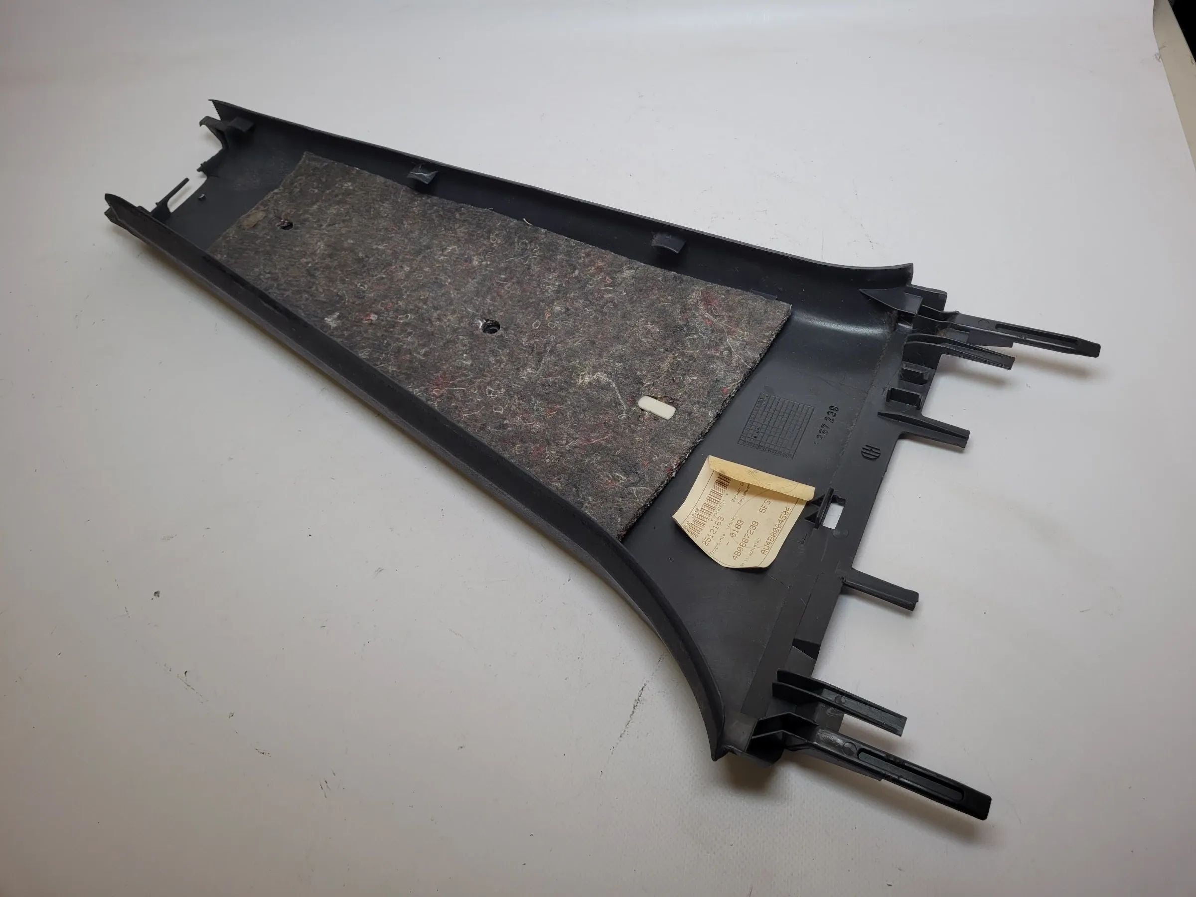 Original Audi A6 (4B2/4B4) Verkleidung B-Säule Links Unten Grau 4B0867239