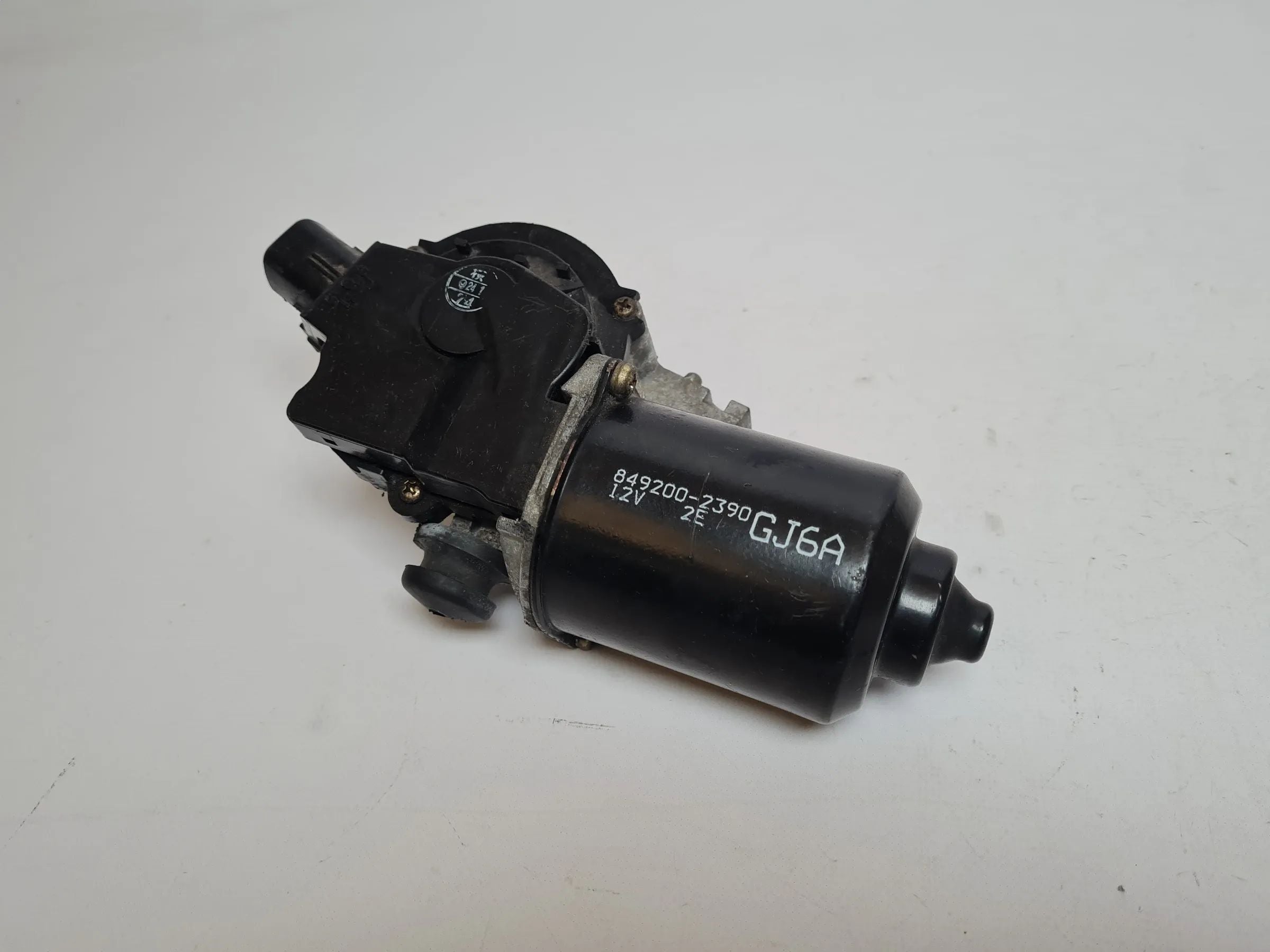Original Mazda 6 (GG) Wischermotor Vorne 849200-2390 / GJ6A