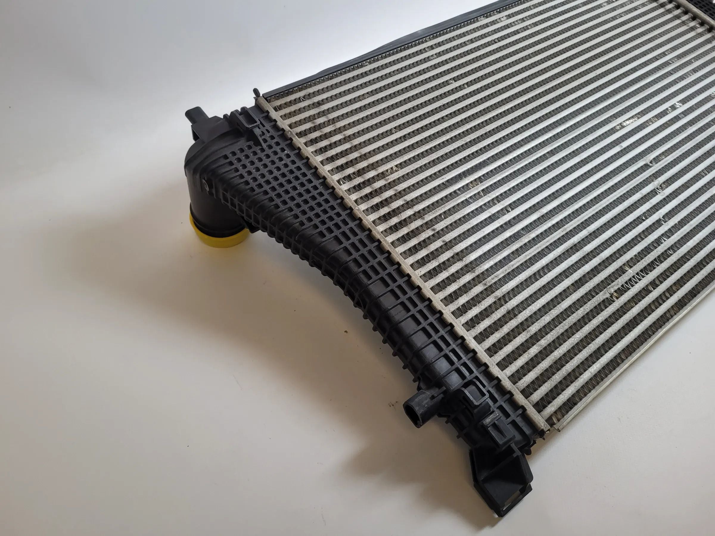 Original VW/Audi/Skoda Golf VII /Tiguan/Octavia III Ladeluftkühler 5Q0145803K