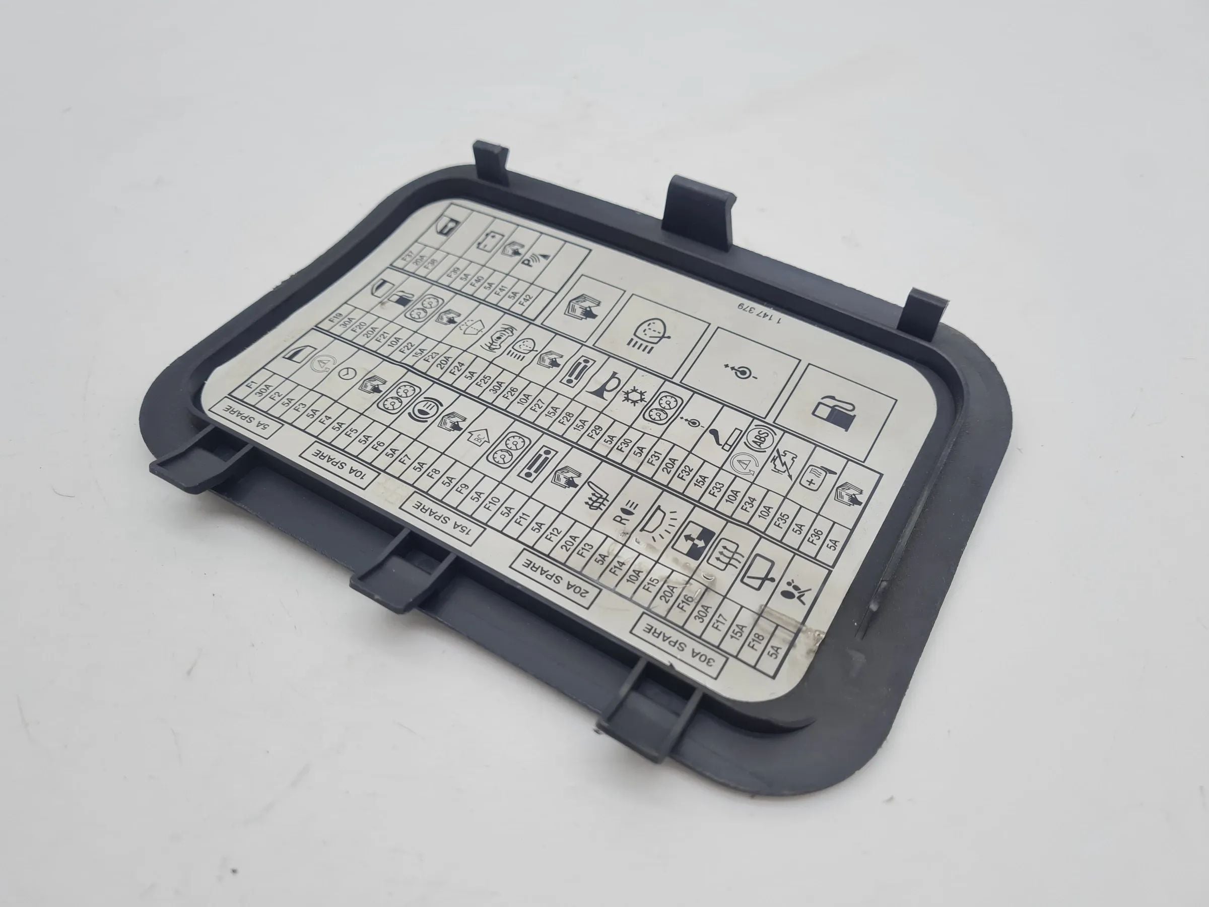 Original Mini One (R50/R53) Abdeckung Verkleidung Sicherungskasten Seite 1147379