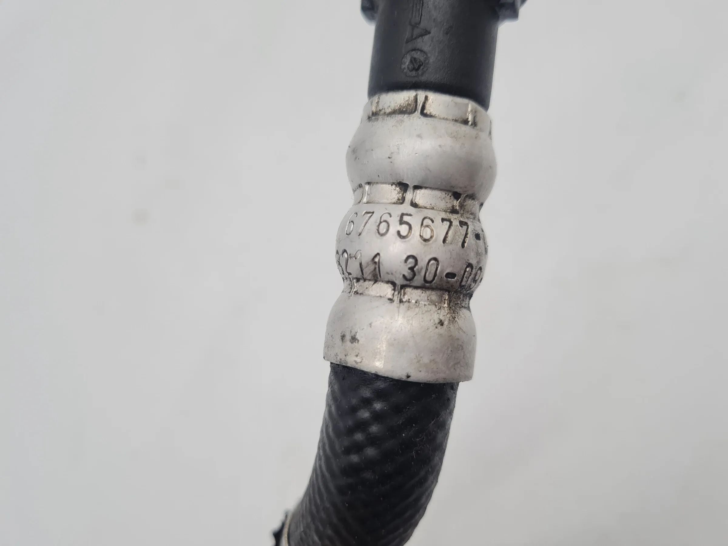 Original BMW 5er (E60/E61) Schlauch Leitung Servopumpe 32.41-6765677-02