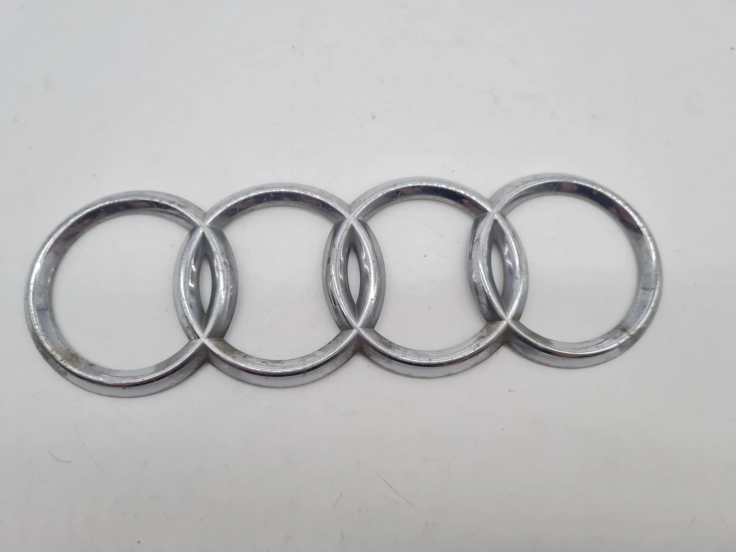 Original Audi A6 (4B2/4B4) Emblem Logo 28395891