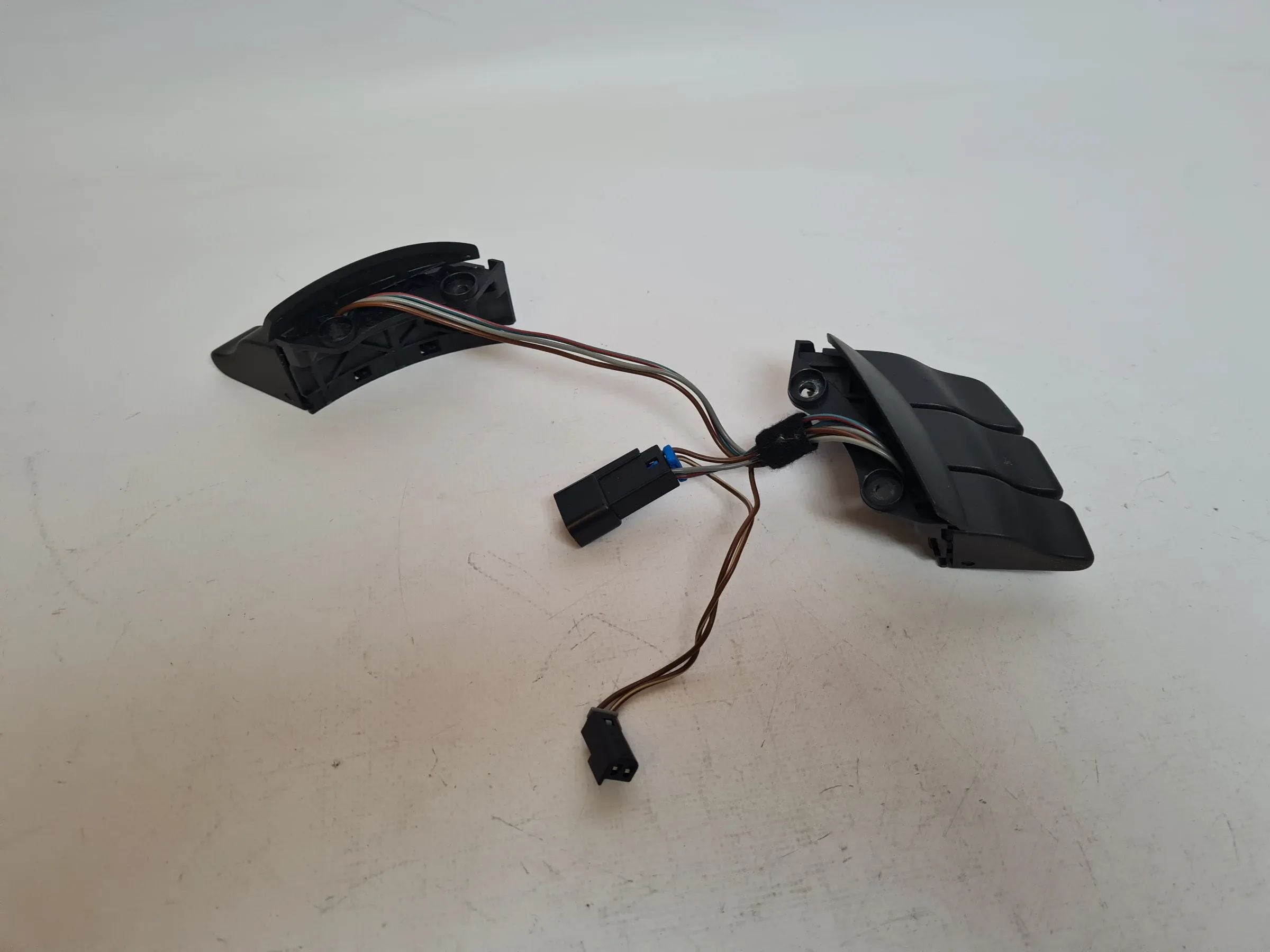 Original Opel Corsa C (X01) Lenkrad Tasten Knopf (S25080F)