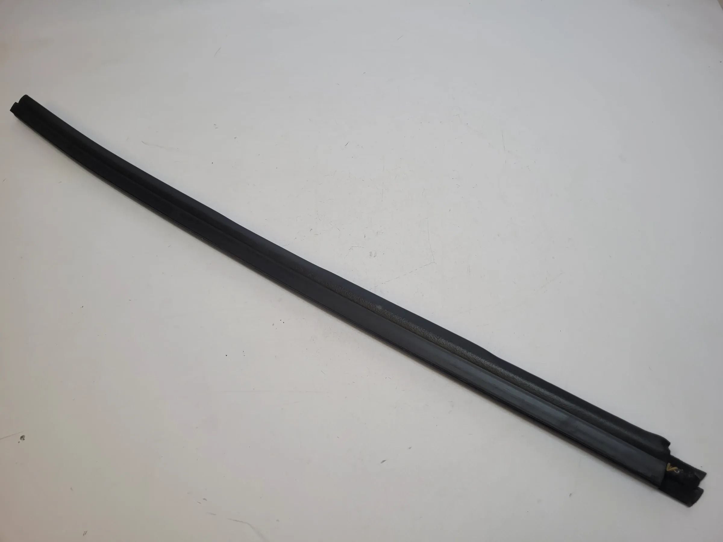 Original Audi A6 (4B2/4B4) Fensterschachtleiste Fenster Dichtung Hinten Links