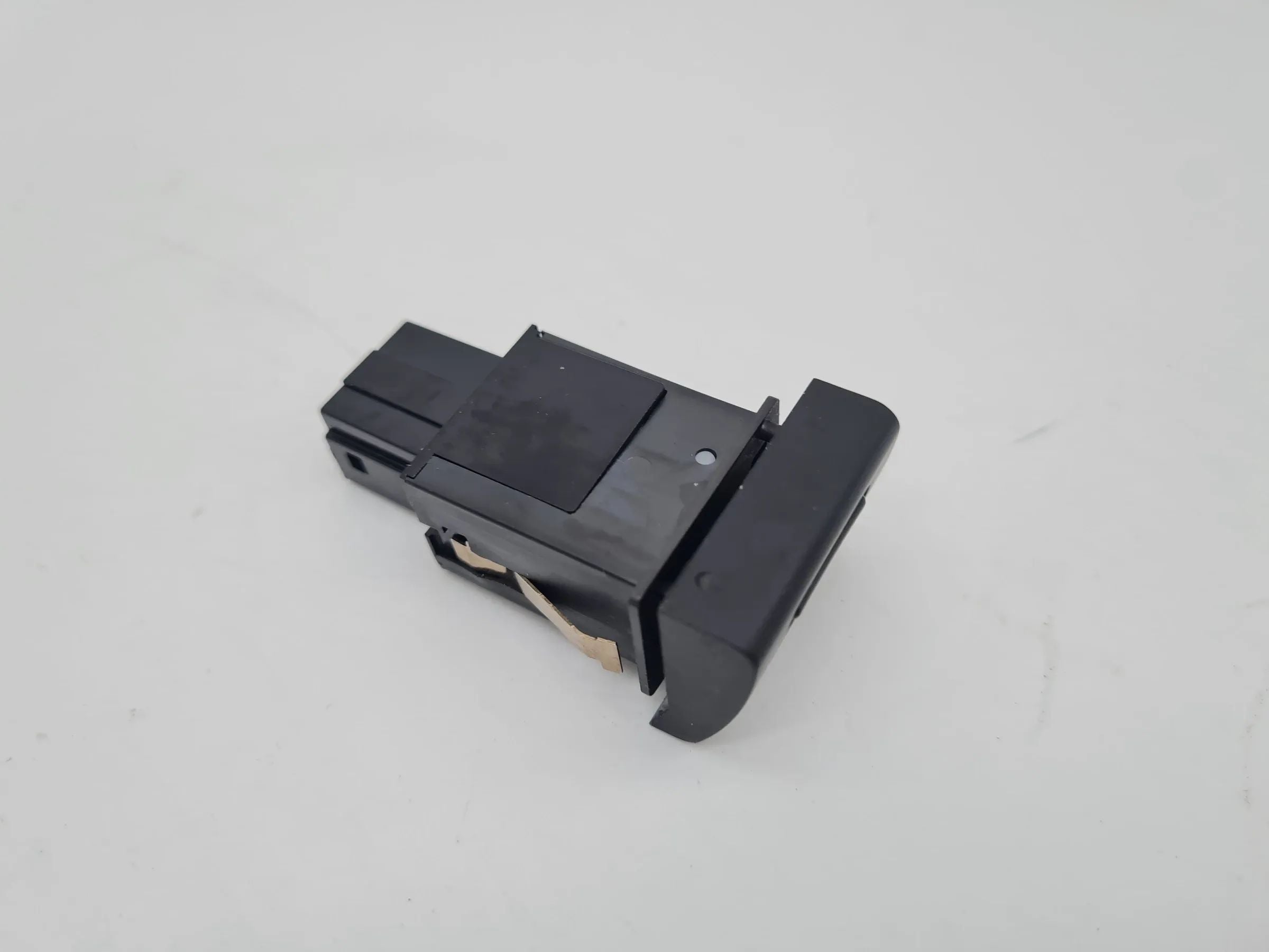 Original Audi A6 (4B2/4B4) Schalter ASR Antischlupfregelung 4B0927133B
