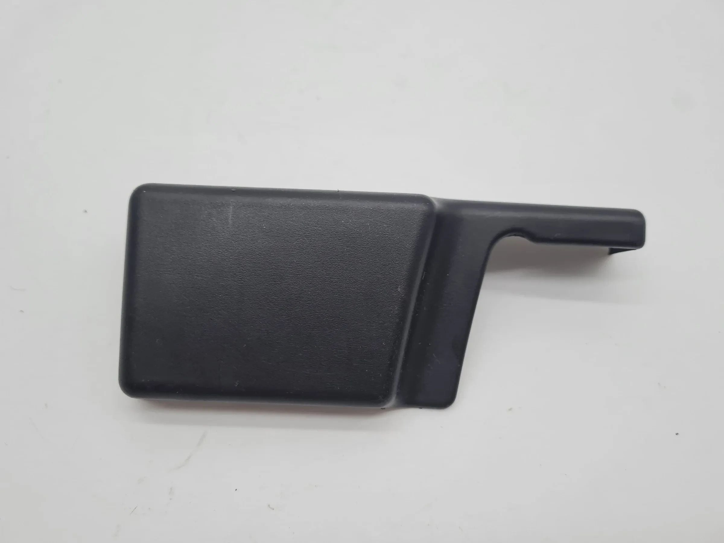 Original Audi A6 (4B2/4B4) Führungsschiene SItz Blende Rechts Vorne 8L0881350