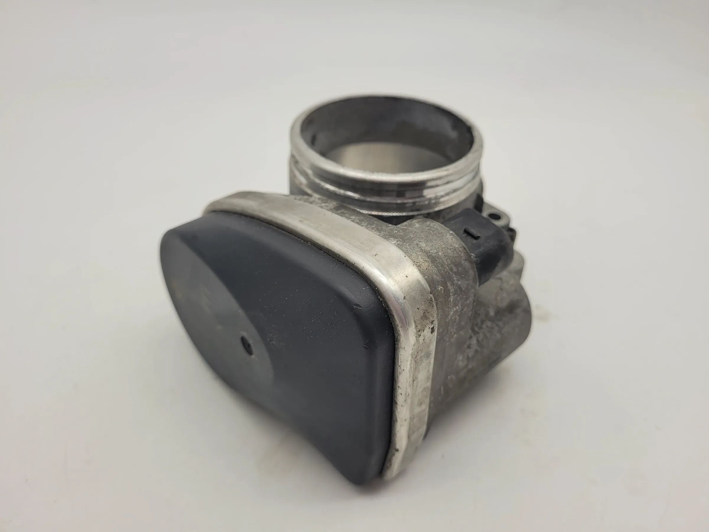 Original BMW (E39/E46/E60/E61) Drosselklappe Gehäuse 13.54-7502444-05