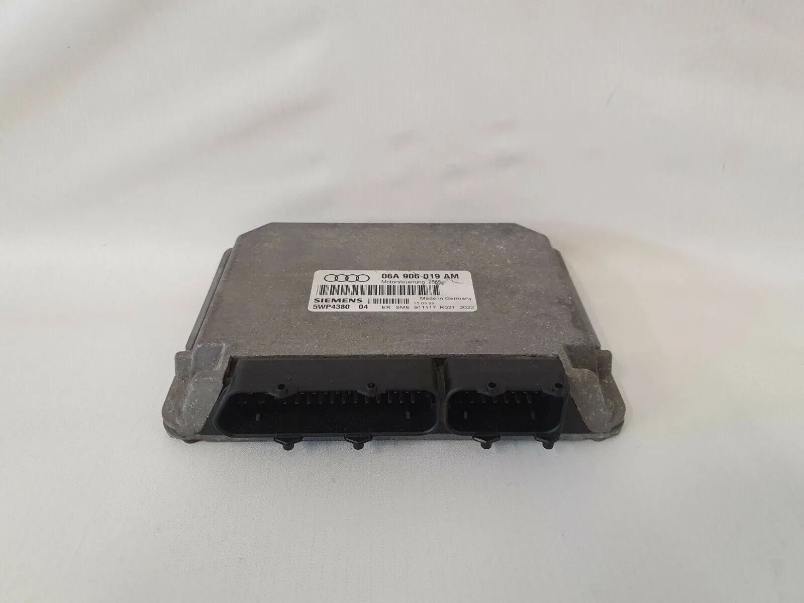 Original Audi A3 (8L) 1.6 Boîtier de gestion moteur 06A906019AM