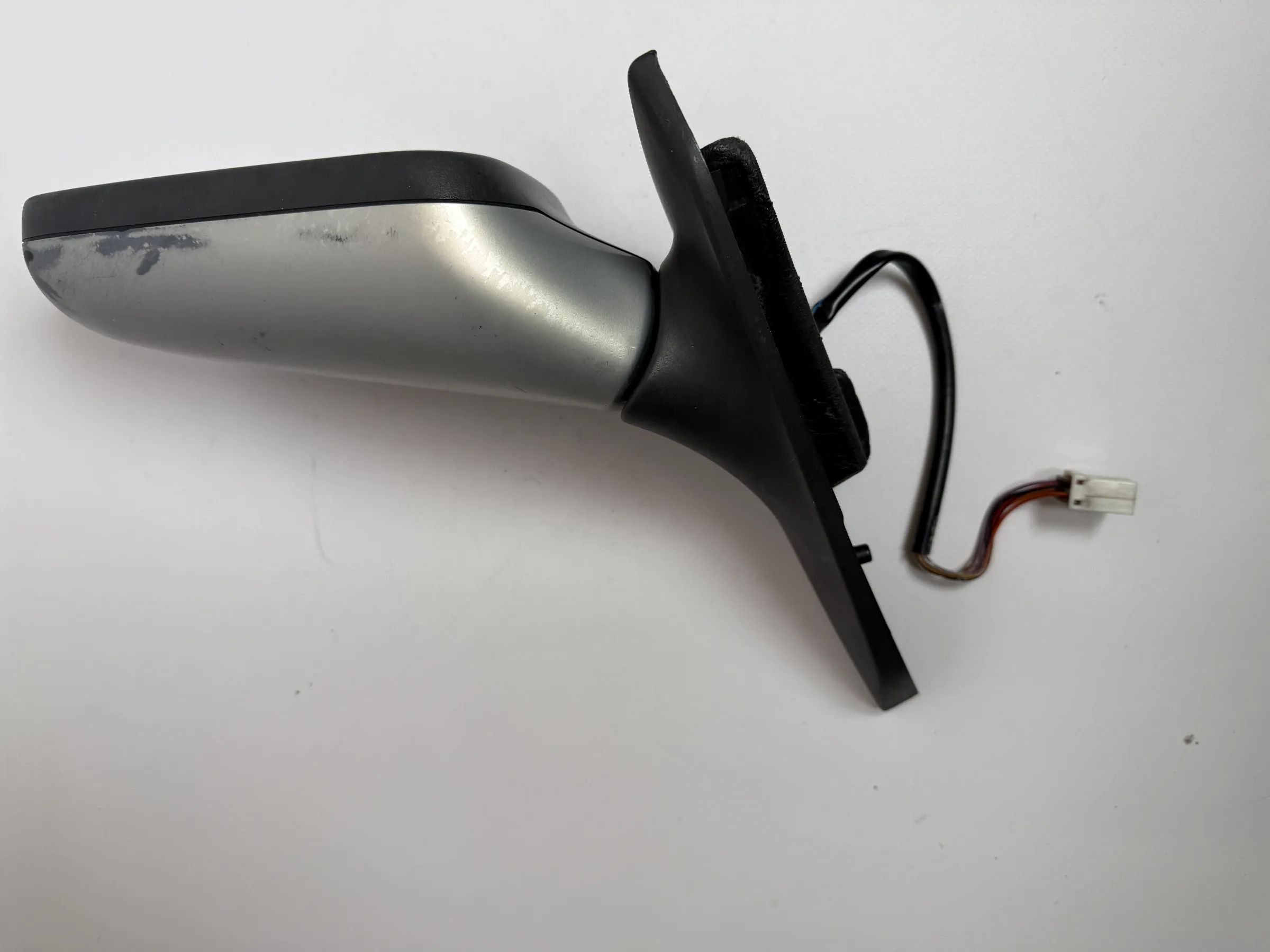 Original Volvo V40 (645) Exterior Mirror Side Mirror Right Silver 32278