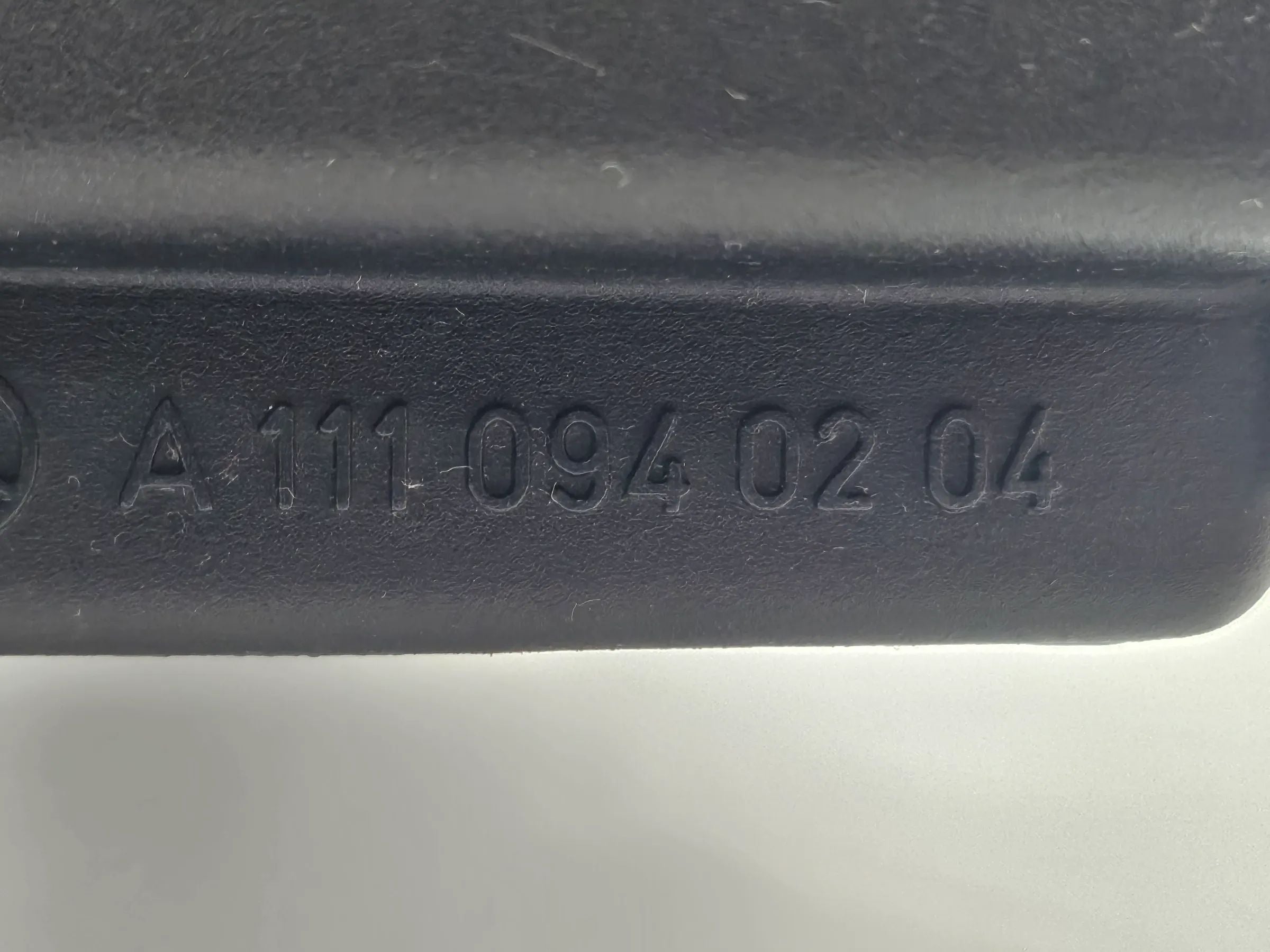 Mercedes Benz W203 CL 200 Scatola filtro aria Scatola filtro aria 1110940204