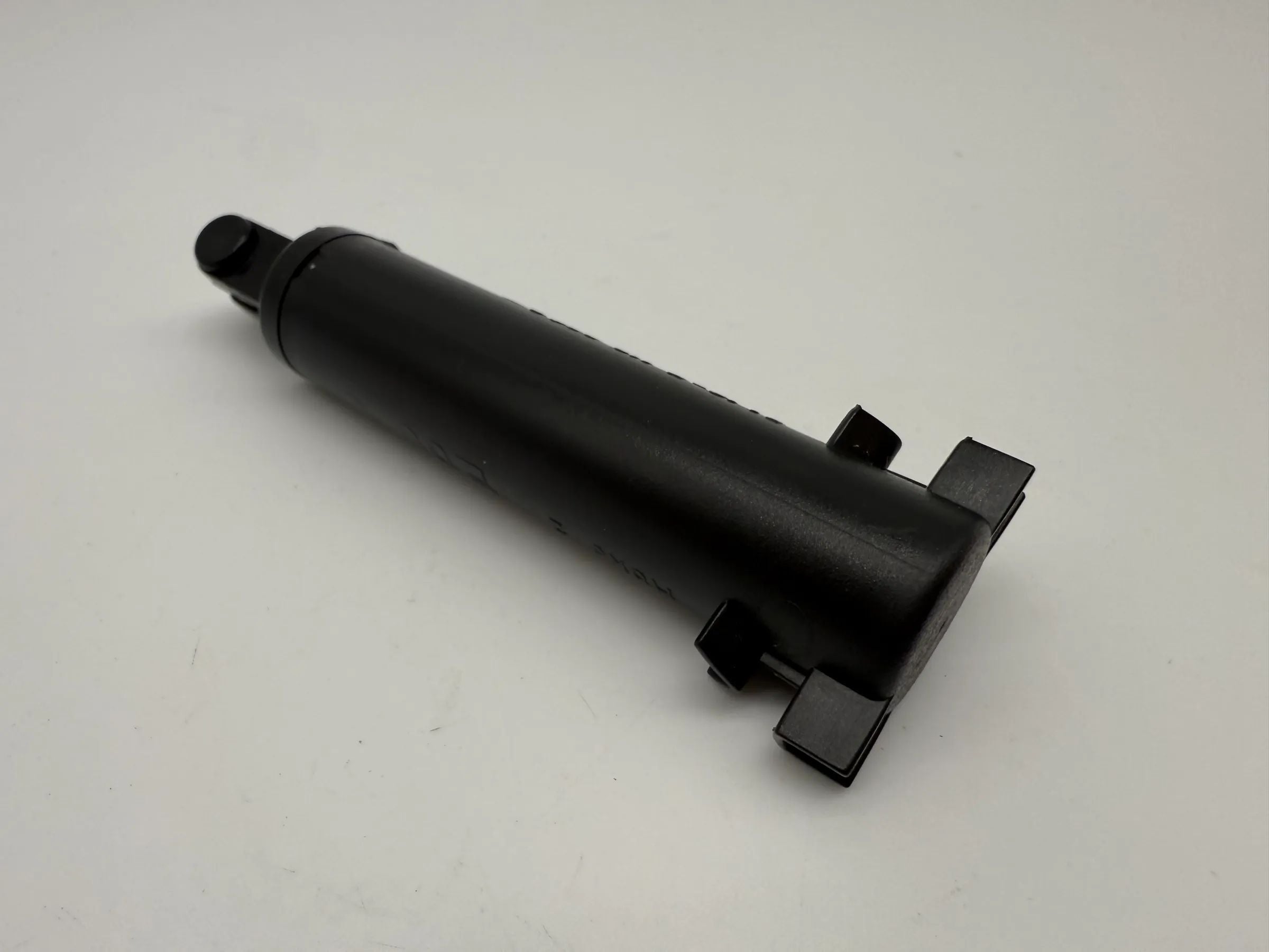 Oryginalny tłumik schowka BMW E60/E61/E81/E84/E82/E87/E88 51167119226