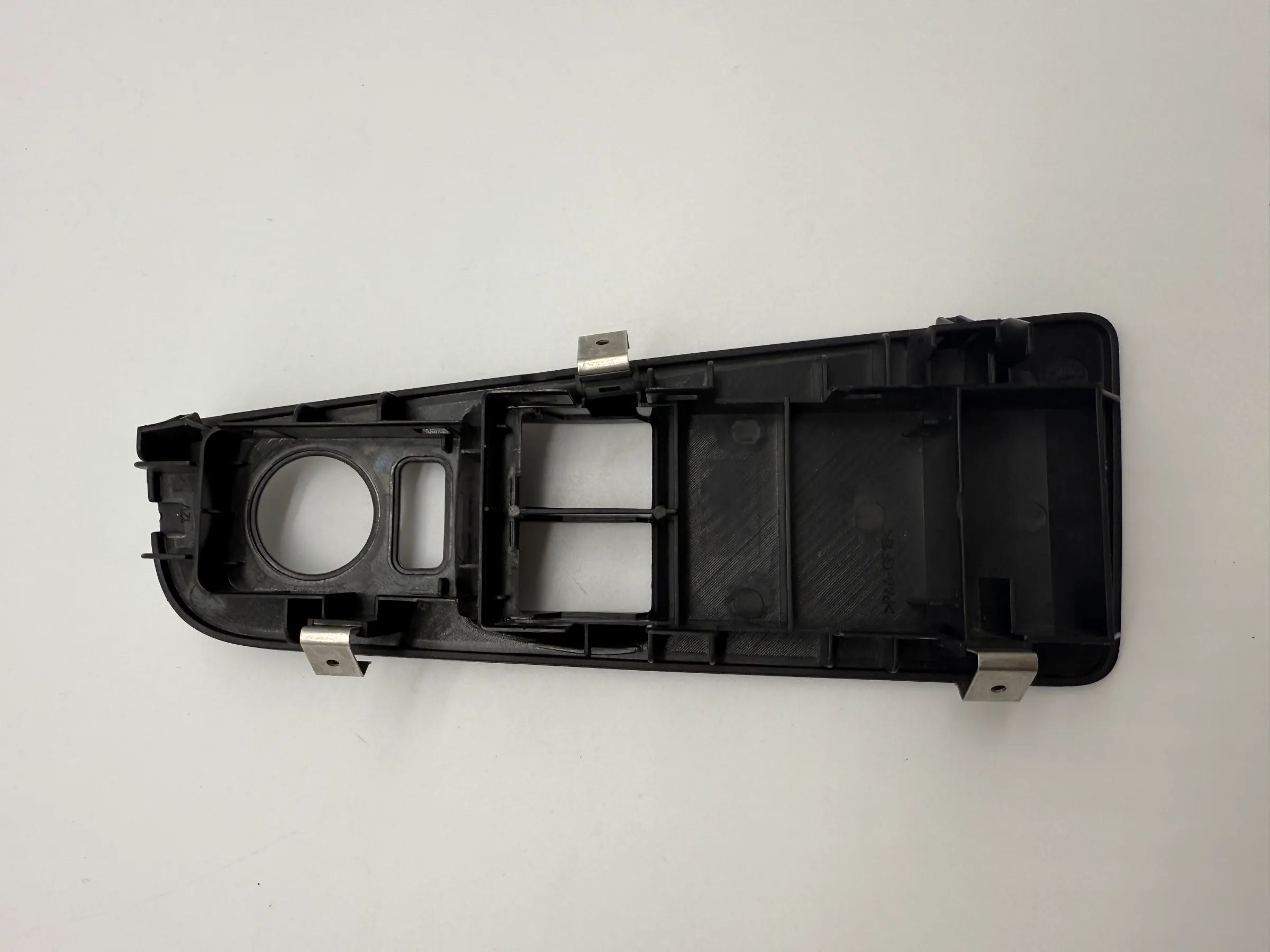 Oryginalna osłona elektrycznego podnoszenia szyb Fiat Bravo II 2 / Punto Evo TRW B365