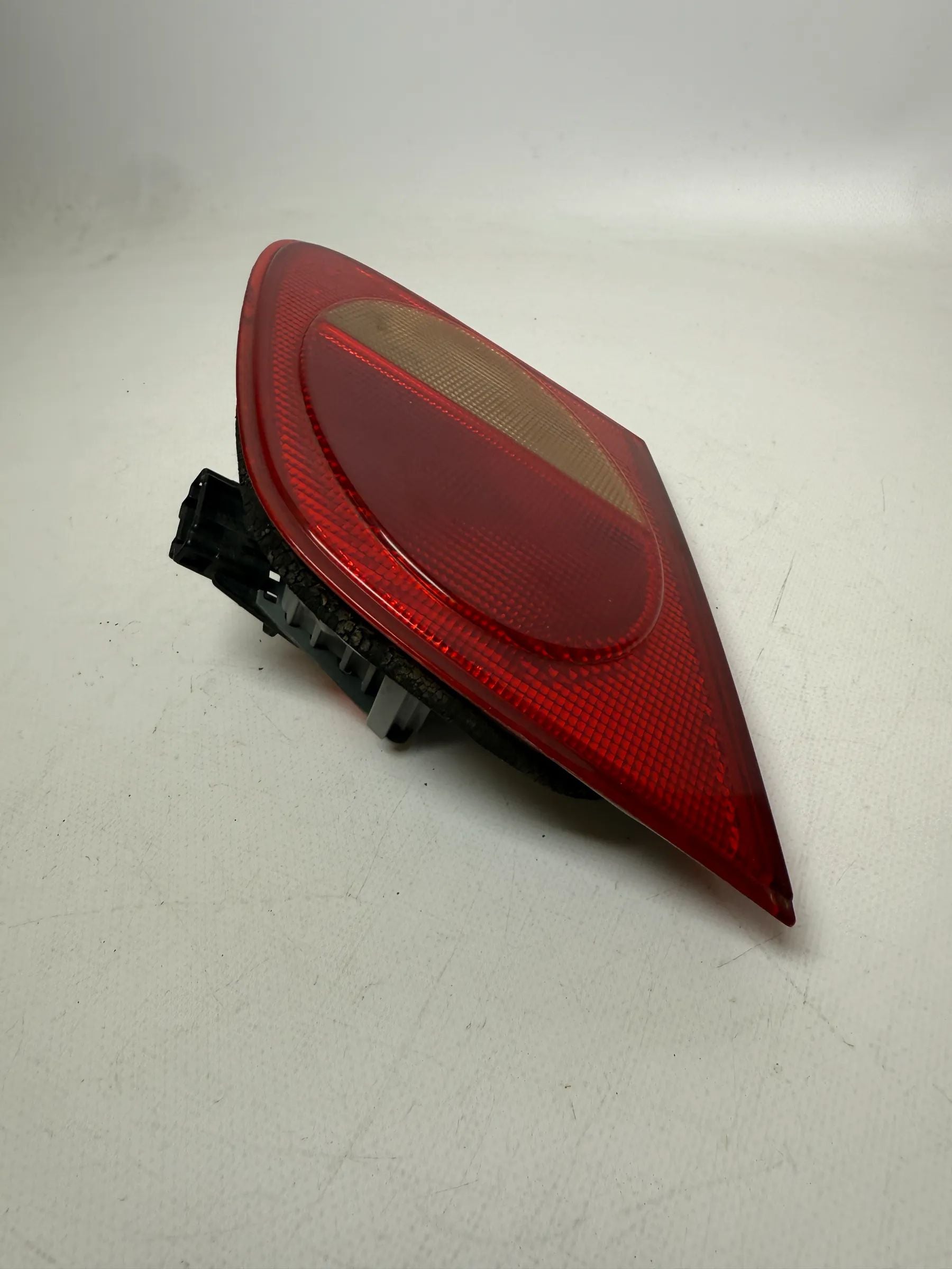 Original Mercedes E-Klasse (W210) Rückleuchte Links Hinten A2108200964