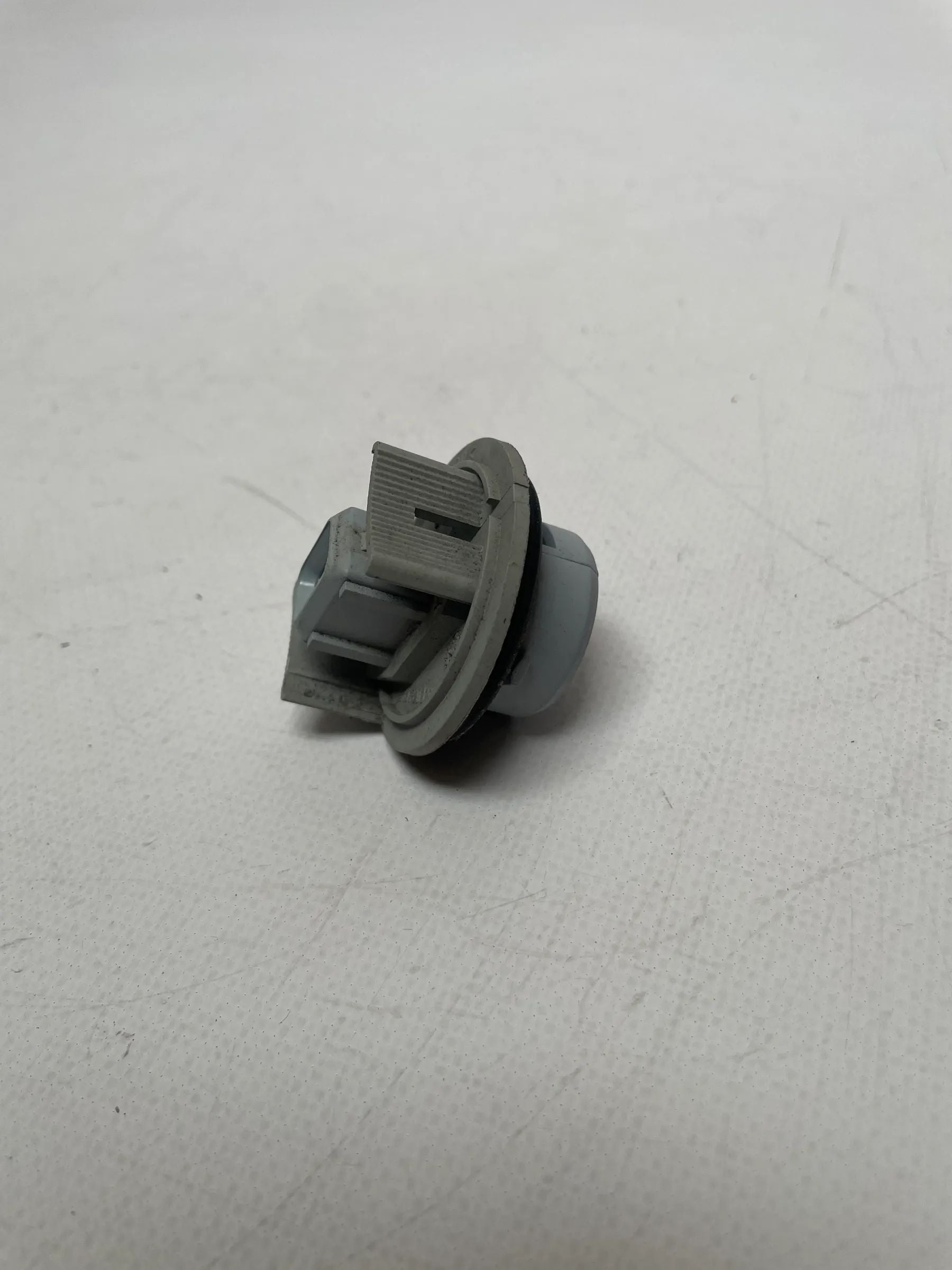 Original Ford Fiesta III 3 Courier Mazda 121(GFJ/DB) Portalampada B15F00870