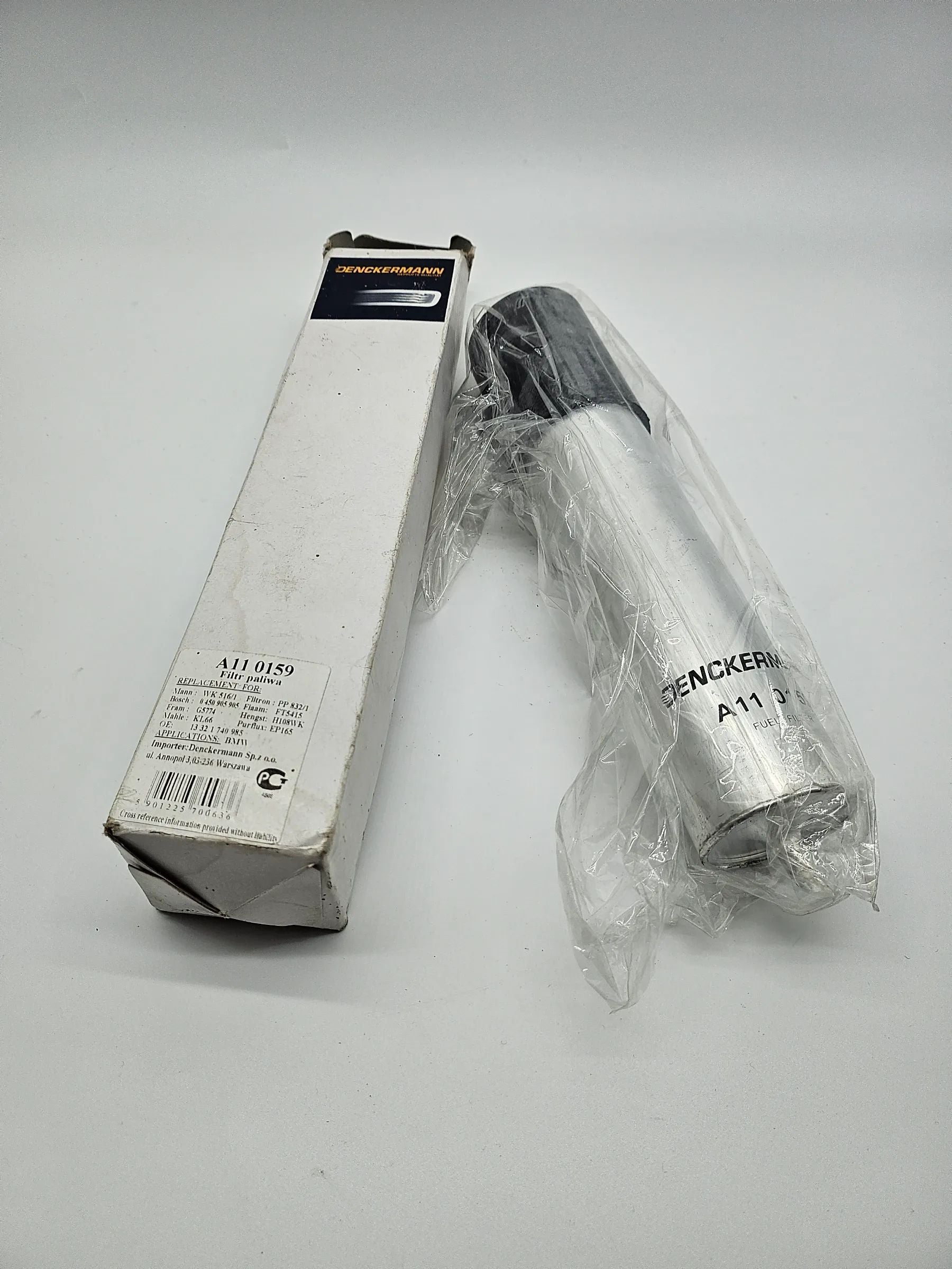 Original DENCKERMANN fuel filter A110159 