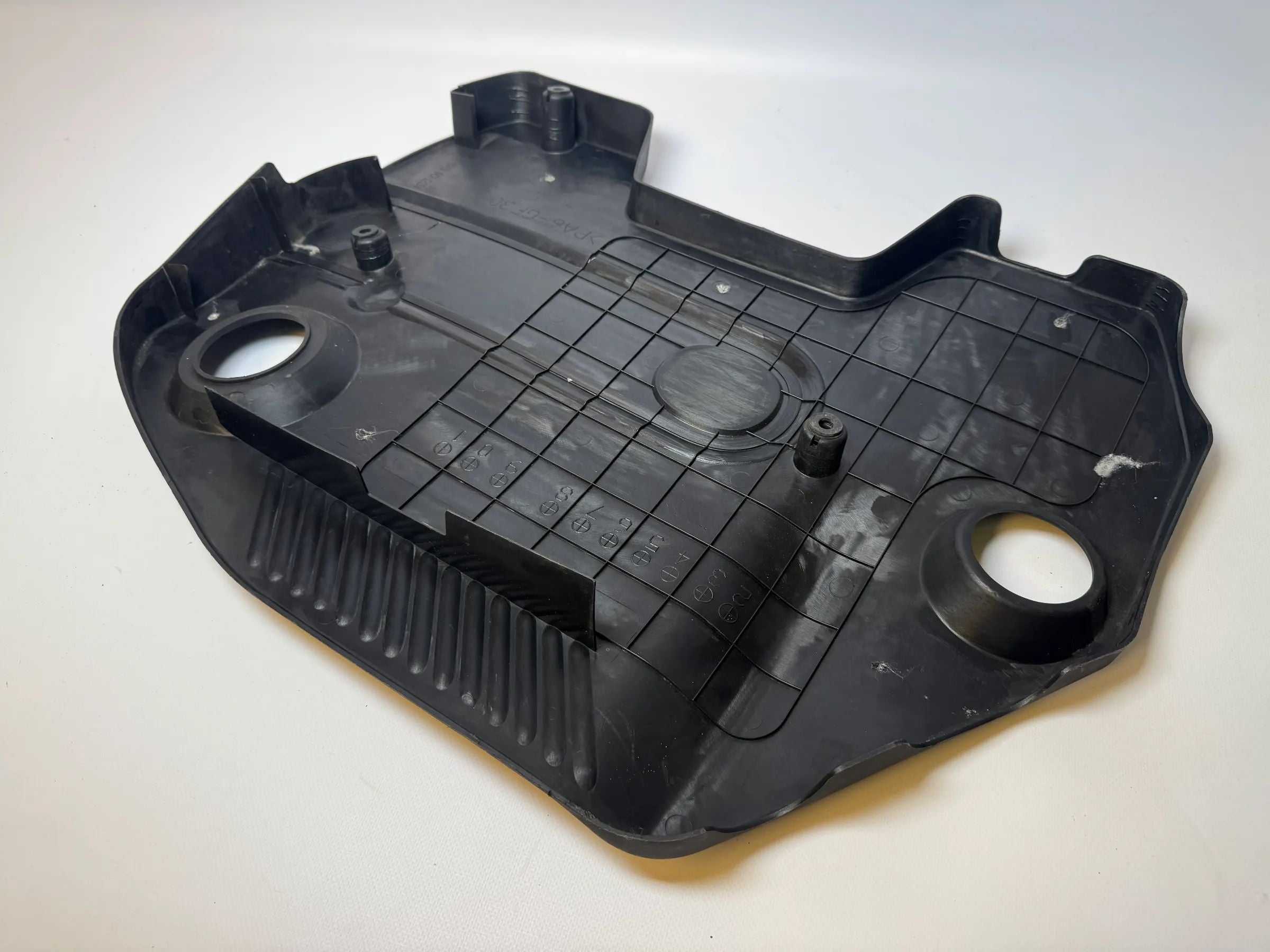 Oryginalna osłona silnika Mazda MPV 2.0 CD RF5G10231