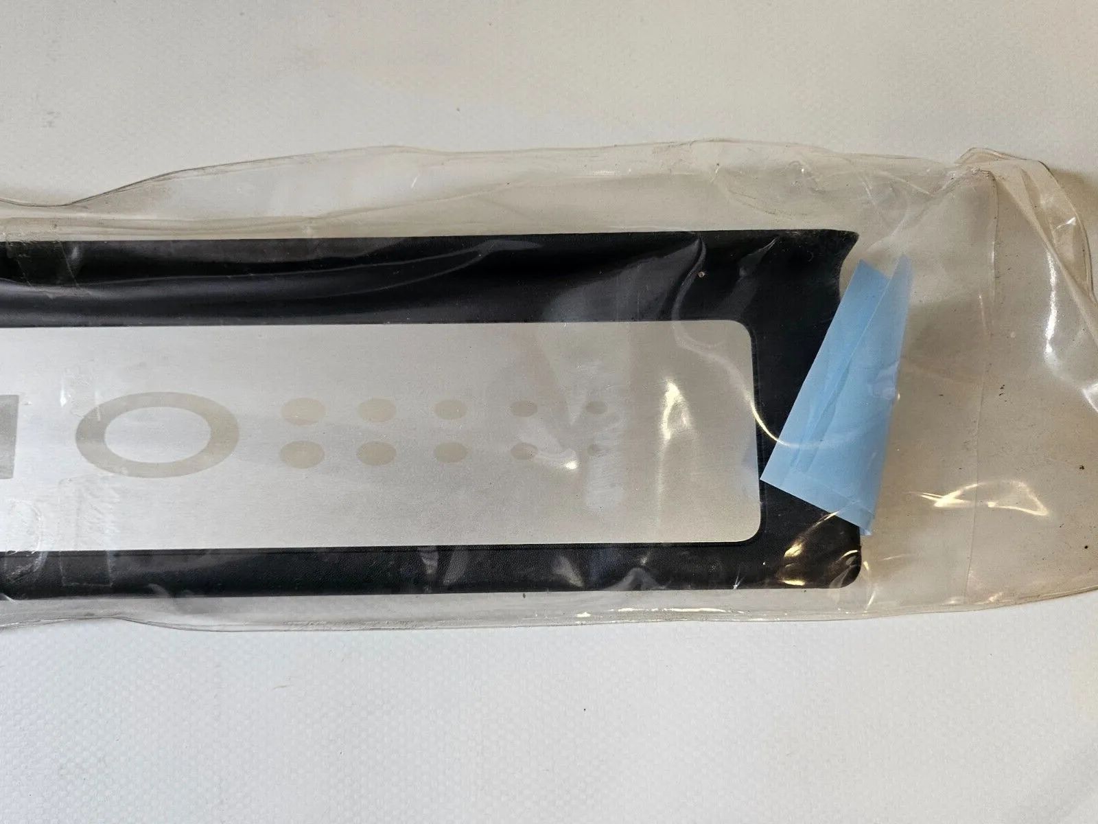 7711230492 Original Renault Clio strip NEW 