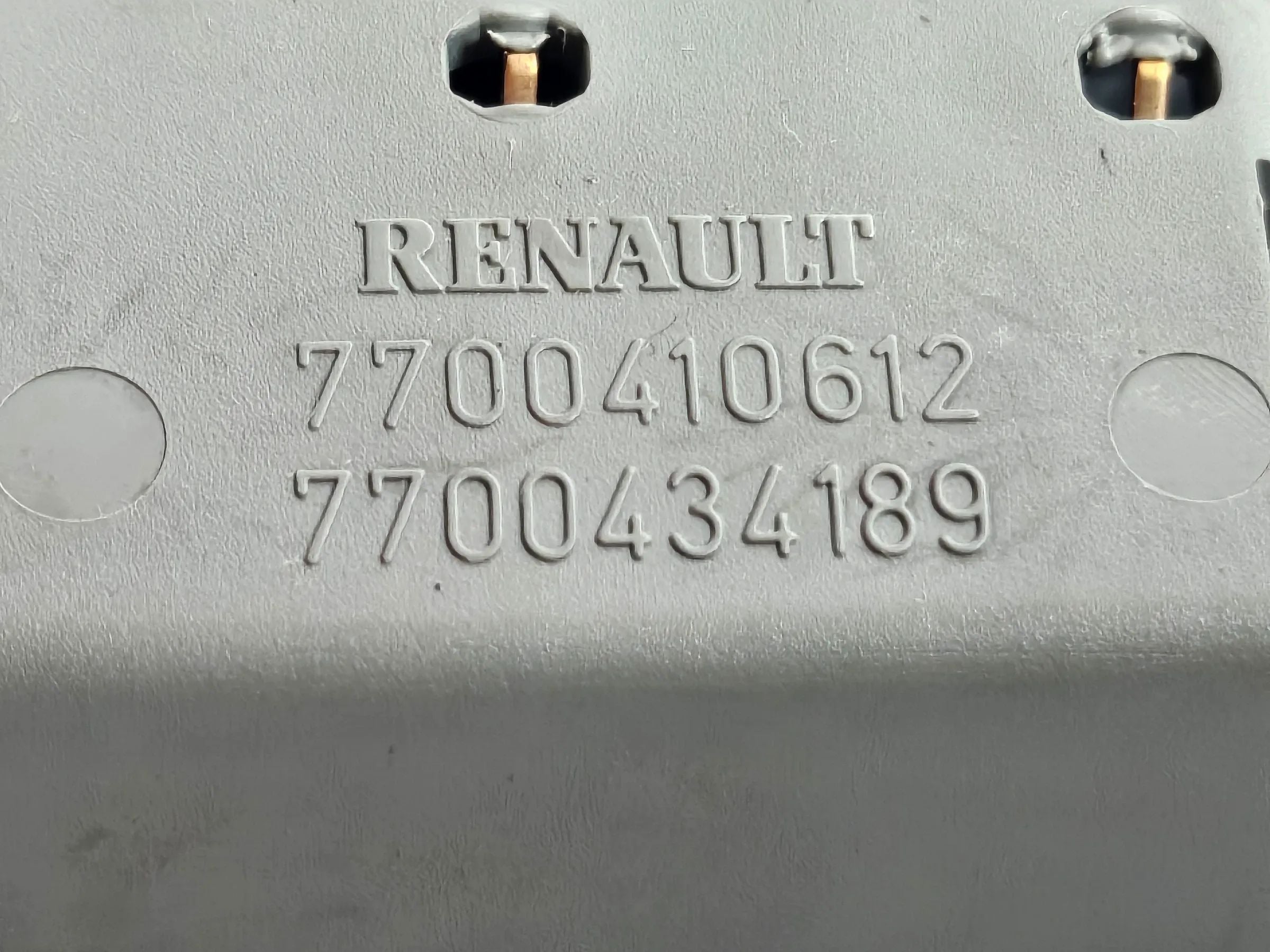 Orig RENAULT CLIO 2 II  Innenraum Deckenbeleuchtung Leselicht Leuchte 7700410612