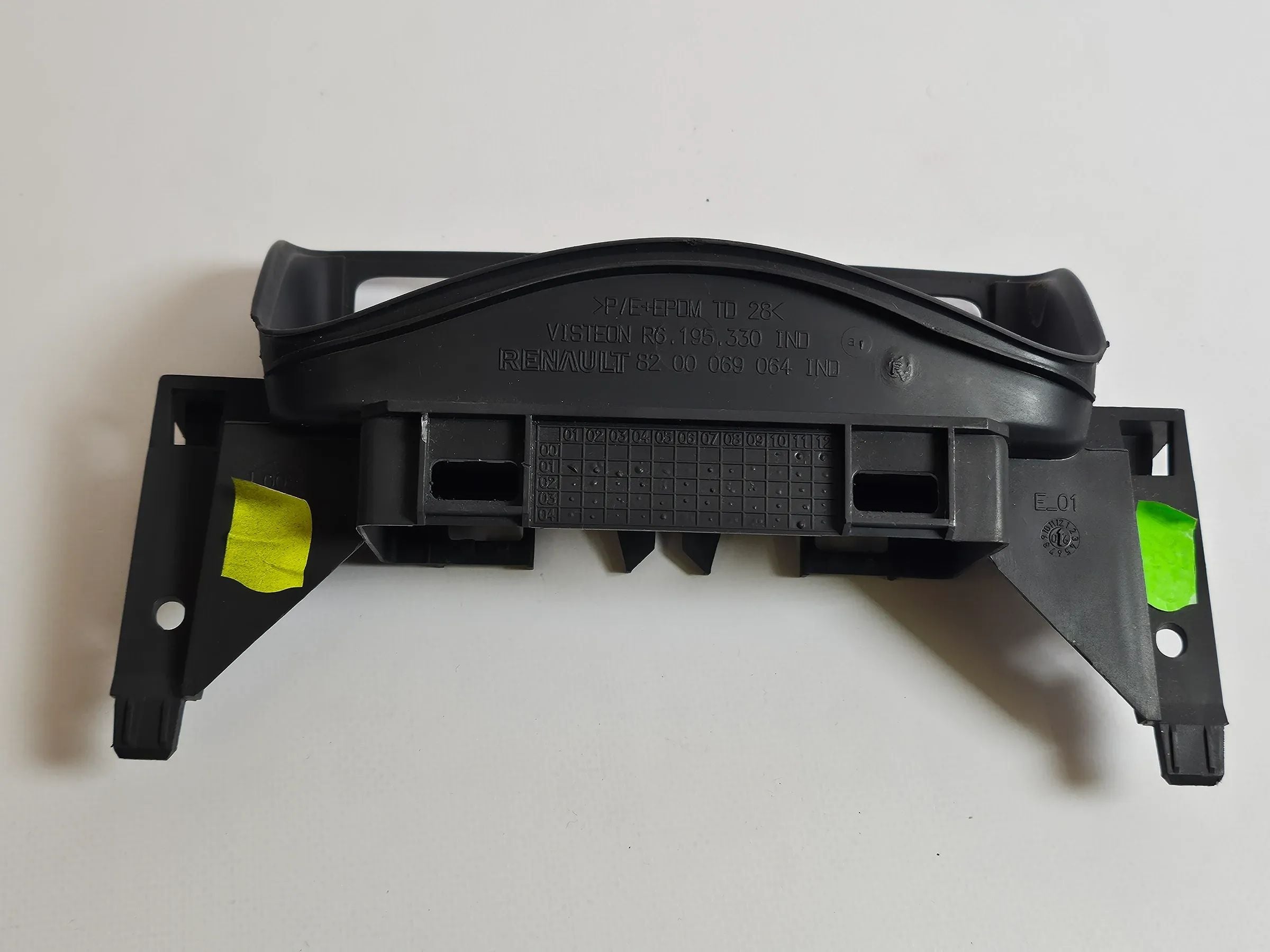 Renault Clio 2 Display BC Verkleidung Bordcomputer Ablage Verkleidung 8200069064