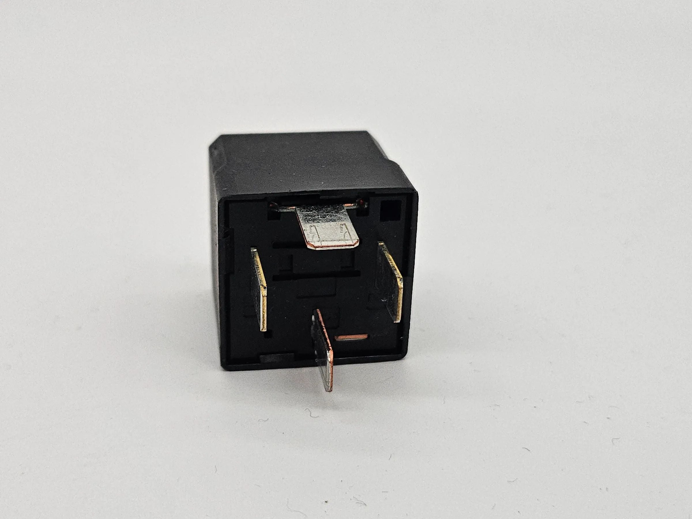 Original Opel Astra H Zafira B Multi-Function Relay Control Relay 13171831
